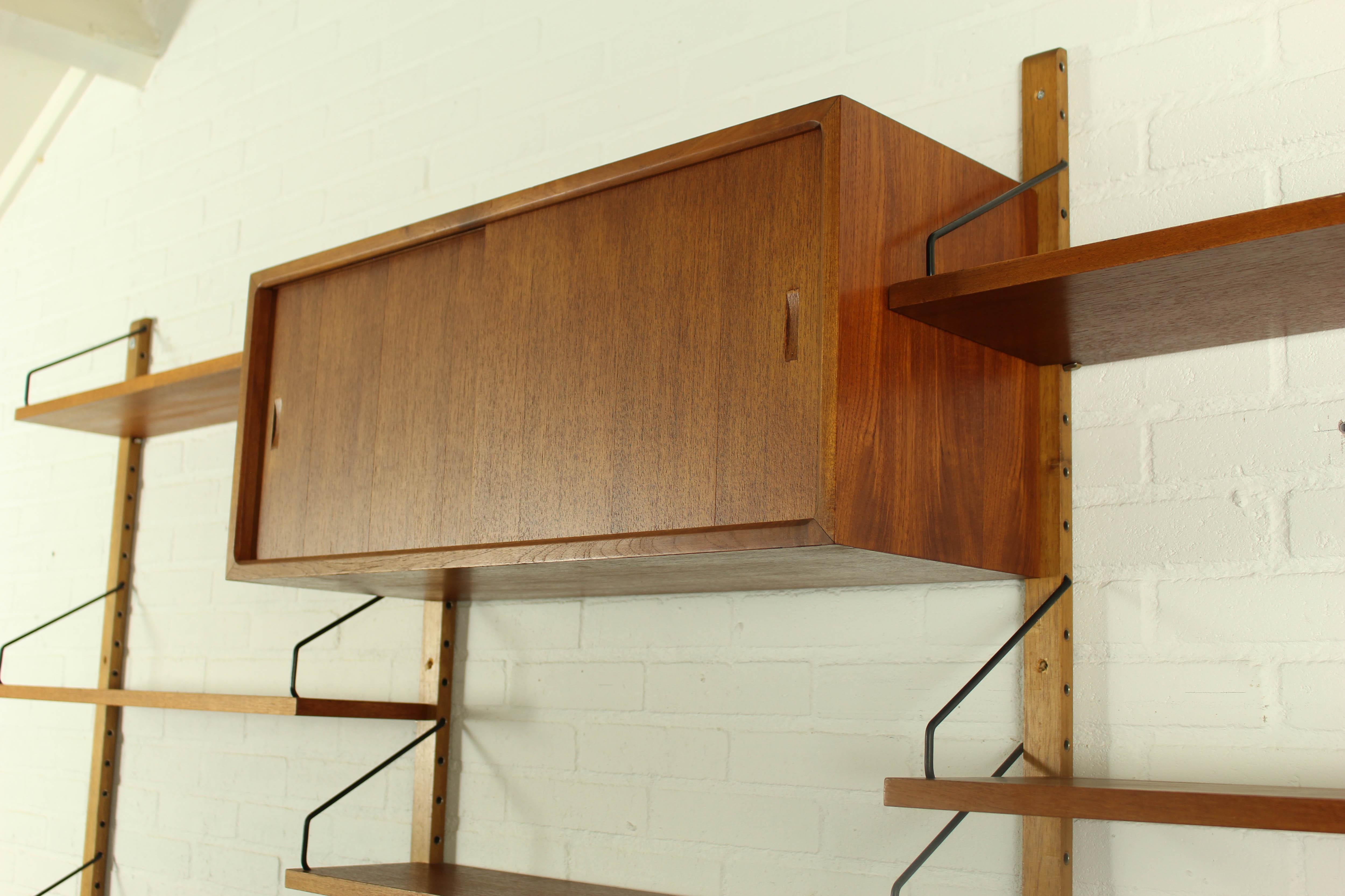 Danish Modular Teak Wall Unit by Poul Cadovius with wine cabinet, 1960s For Sale 10