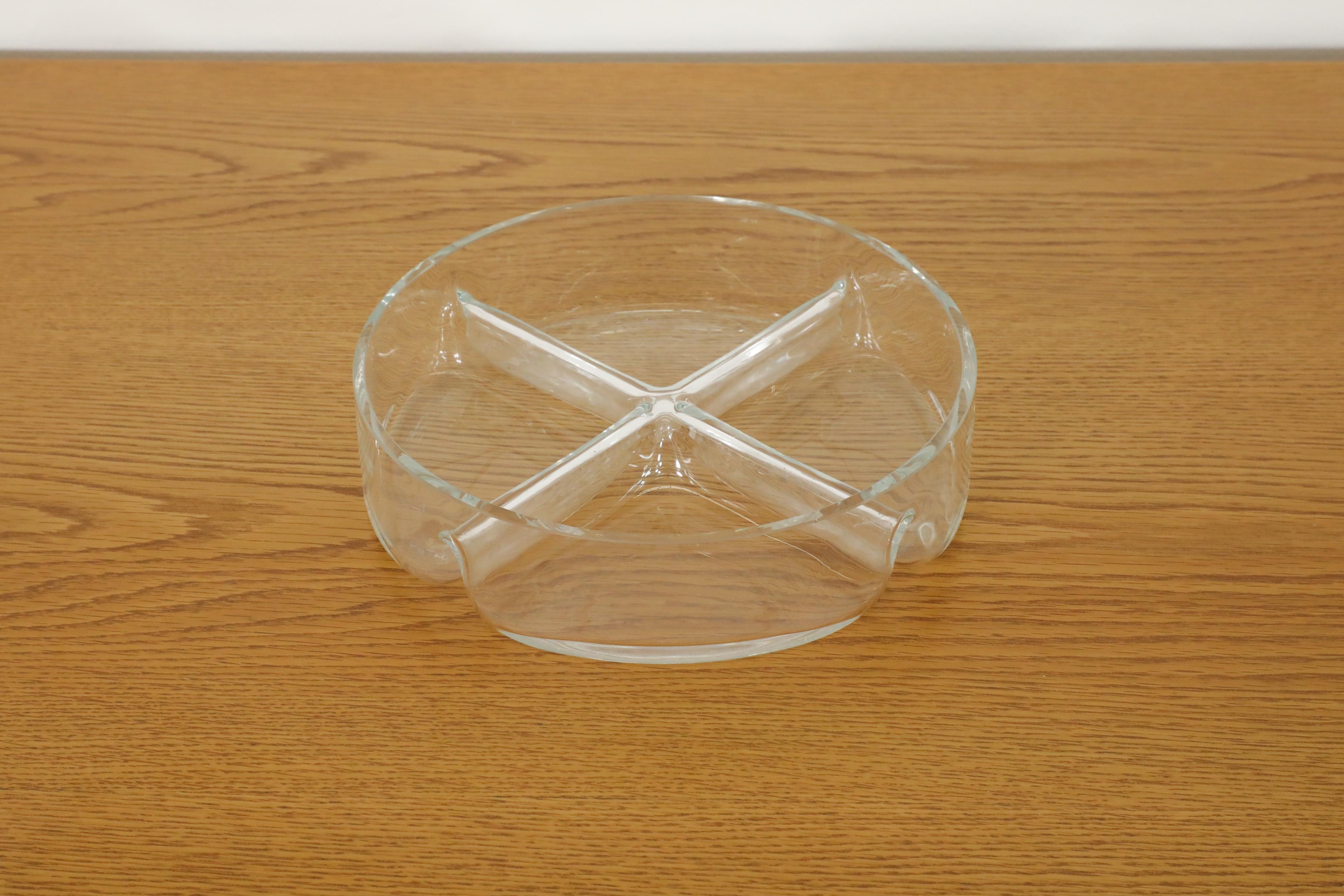 Dänische Gewürzschale aus mundgeblasenem Glas mit vier Abschnitten im Angebot 1