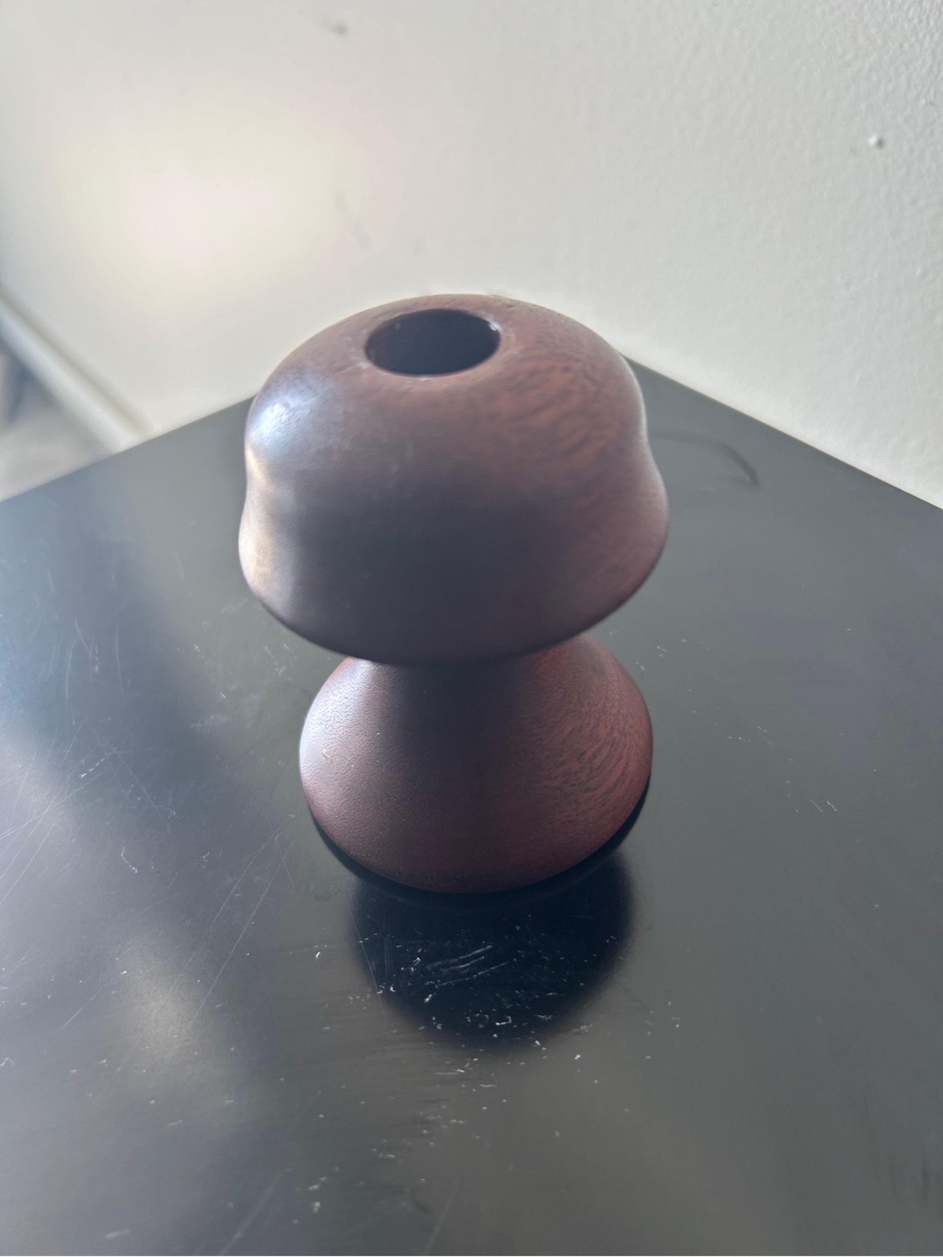 Champignon danois, bougeoir en bois sculpté Bon état - En vente à Houston, TX