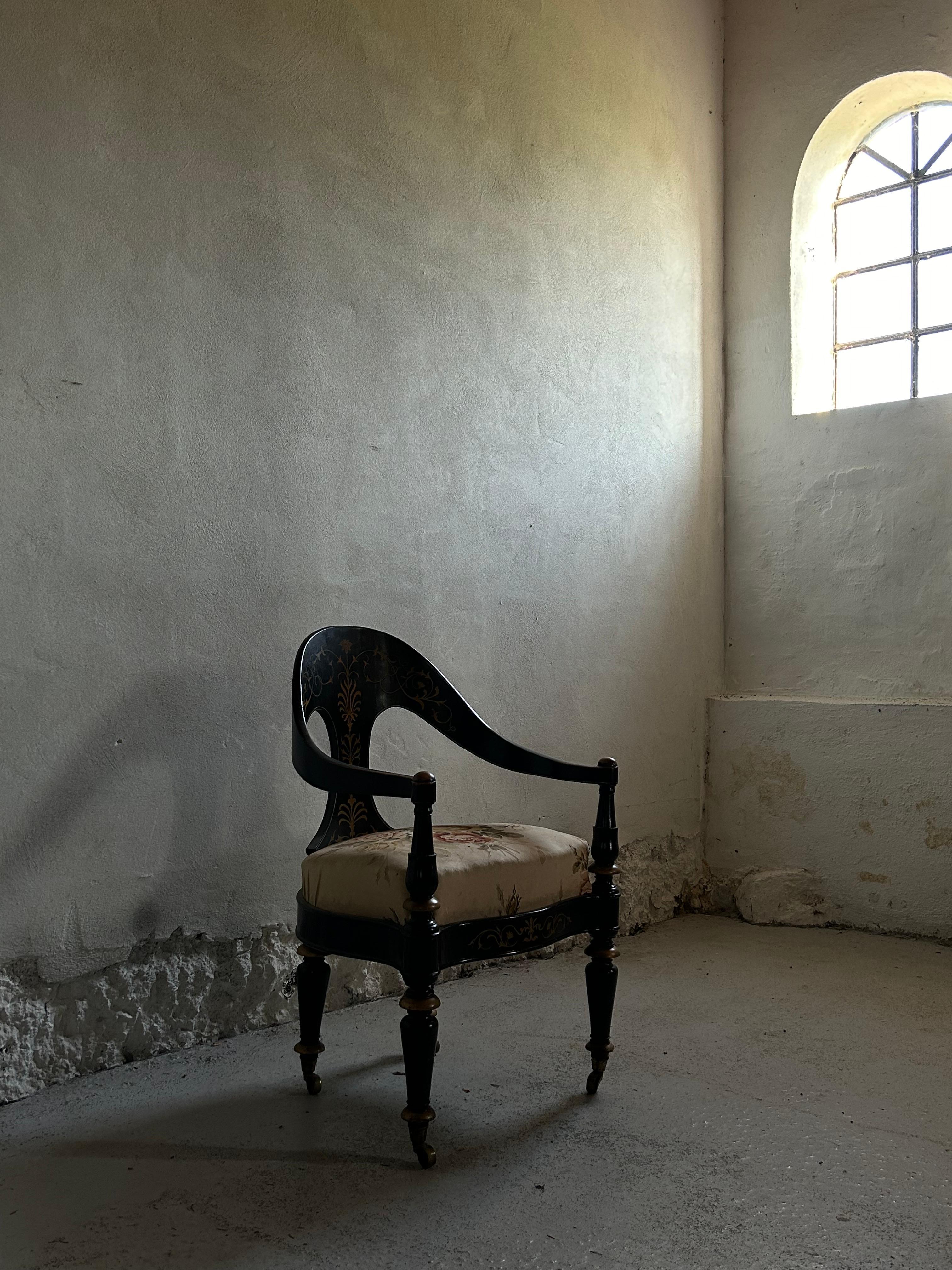 Hand-Crafted Danish neoclassical chair original painted decorations, Denmark 1860’s For Sale