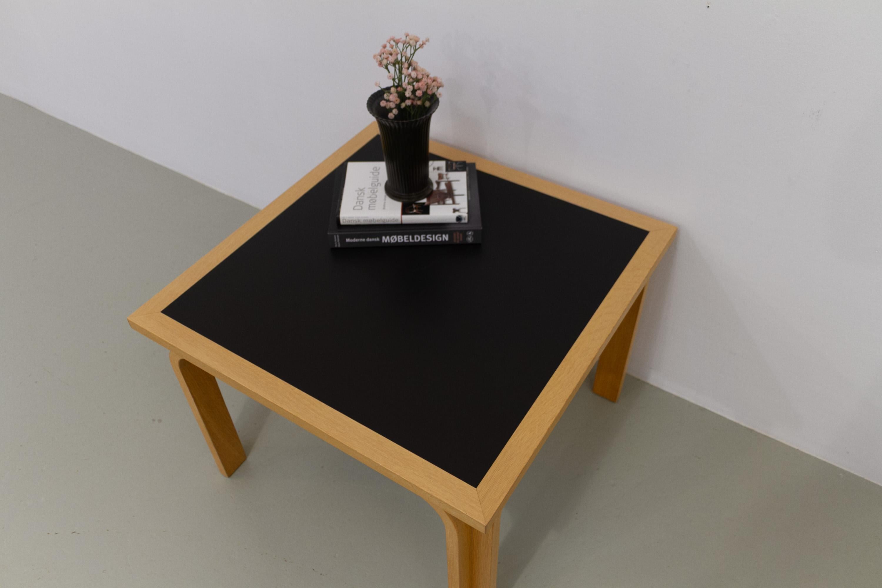 Danish Oak and Black Botium Lounge Table by Magnus Olesen, 1970s. en vente 9