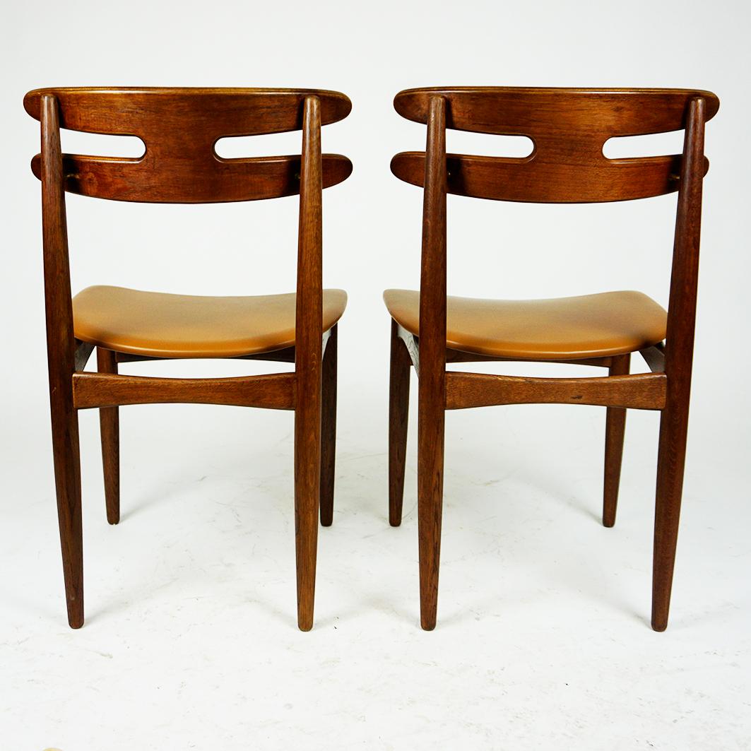 Danish Oak and Leather Dining Chairs Mod. 178 by Johannes Andersen for Bramin In Good Condition For Sale In Vienna, AT