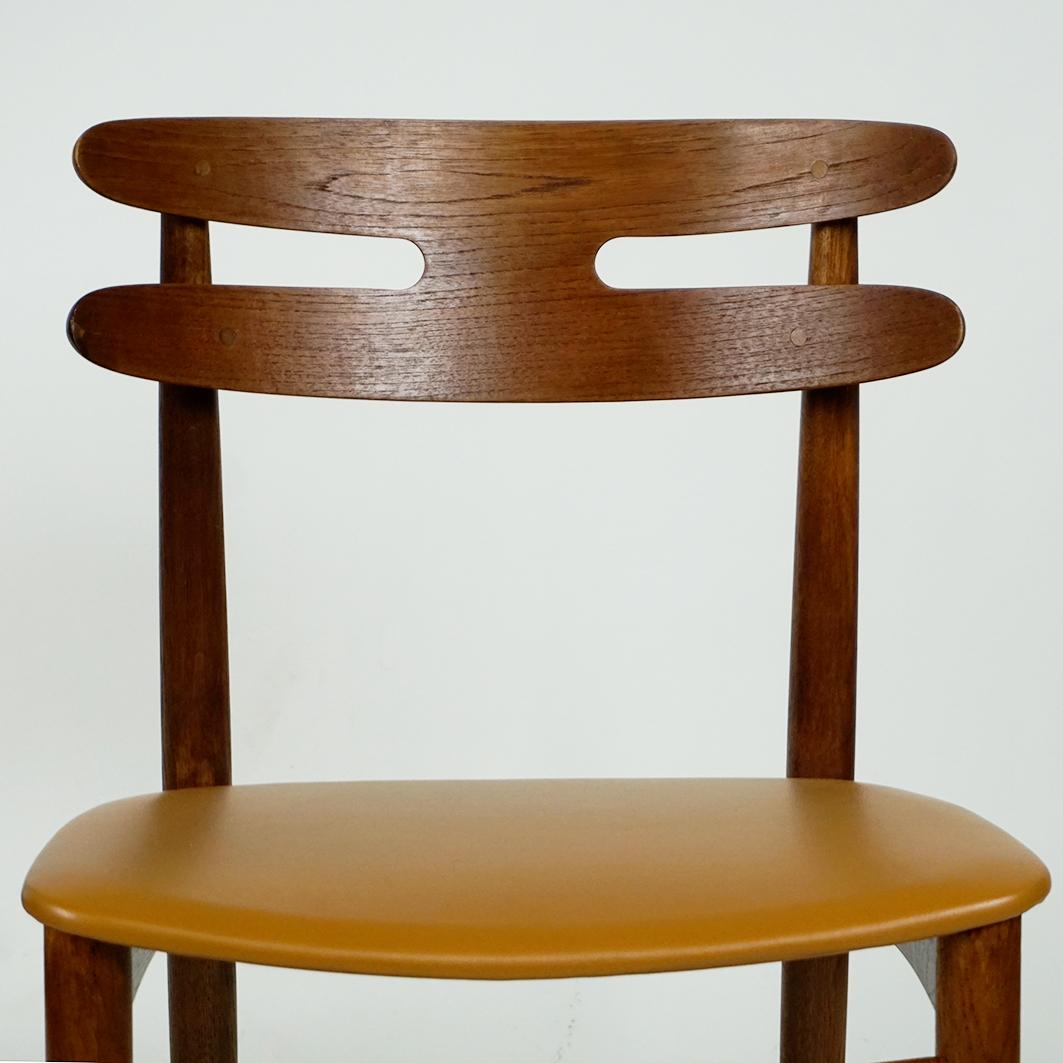 Danish Oak and Leather Dining Chairs Mod. 178 by Johannes Andersen for Bramin For Sale 1