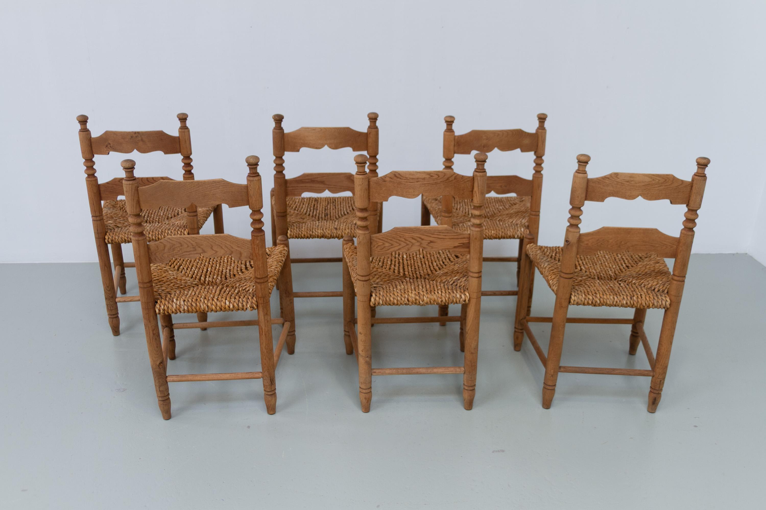 Danish Oak and Seagrass Chairs by Hans Dau, Set of 6. 1940s. For Sale 5
