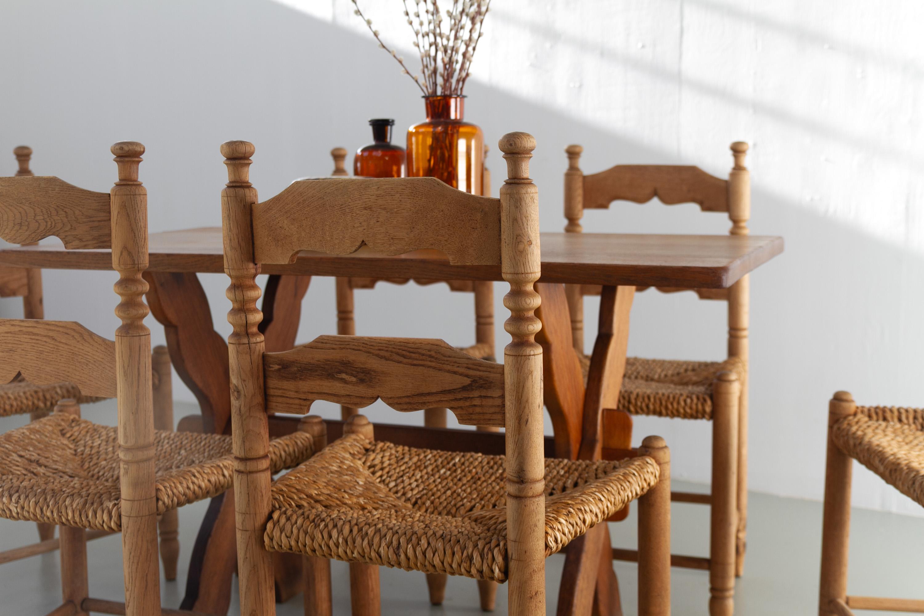 Danish Oak and Seagrass Chairs by Hans Dau, Set of 6. 1940s. In Fair Condition For Sale In Asaa, DK