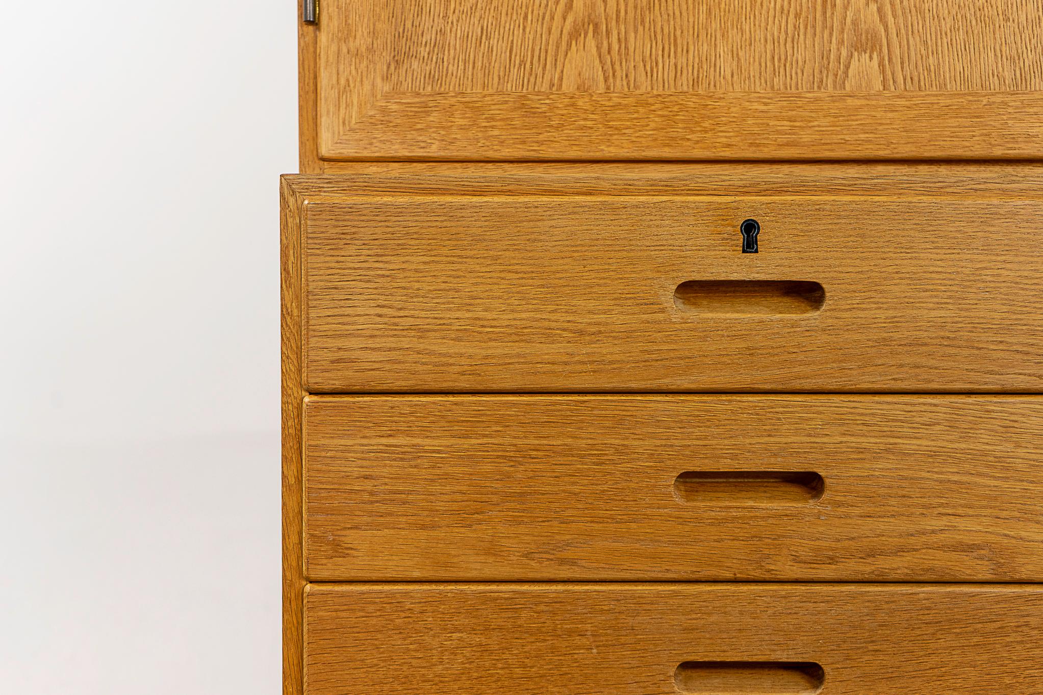 Scandinavian Modern Danish Oak Bookcase Cabinet by Kai Winding For Sale