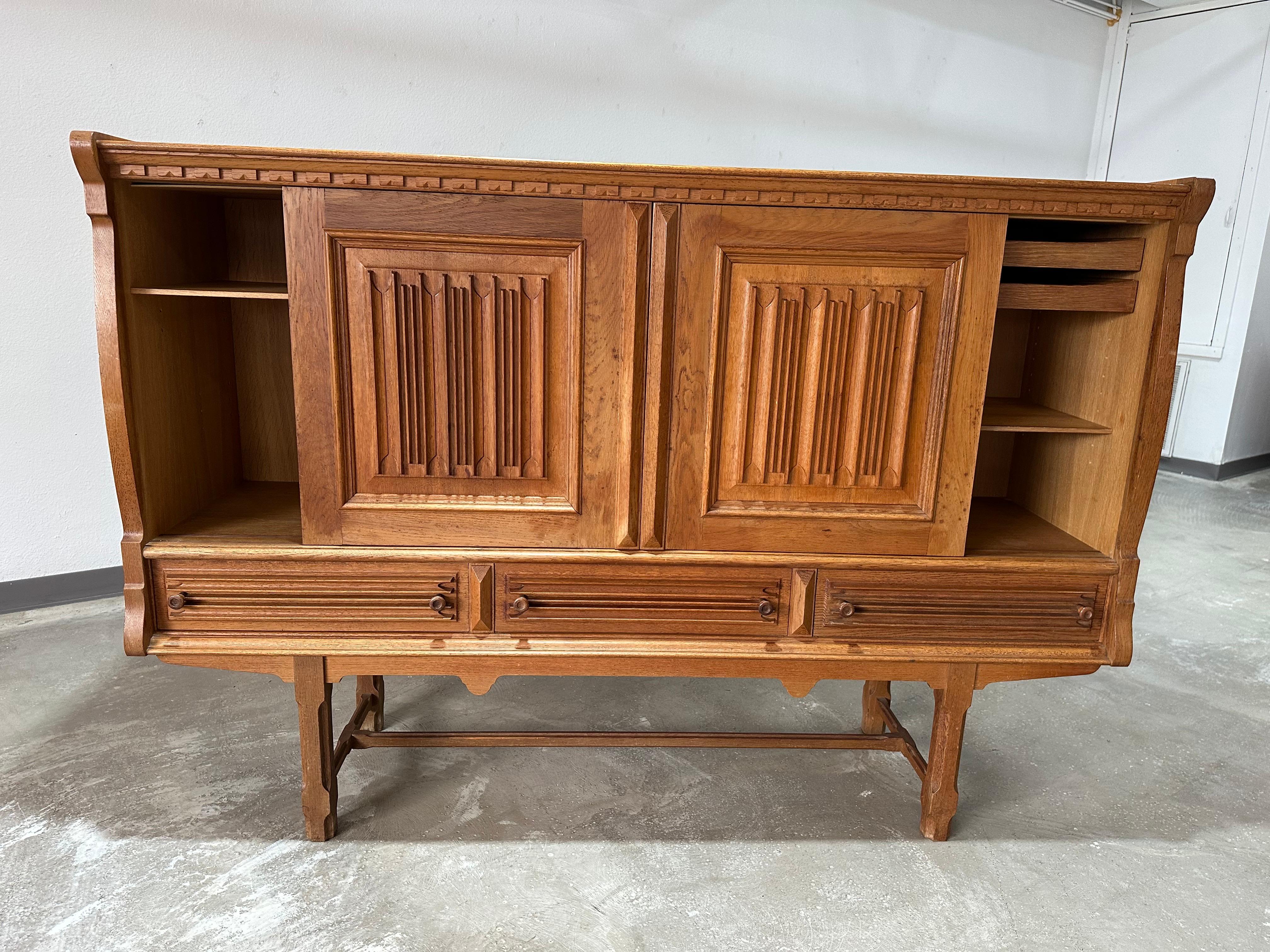 Brutalistisches Sideboard aus dänischer Eiche von Vondo Sonderborg (Brutalismus) im Angebot