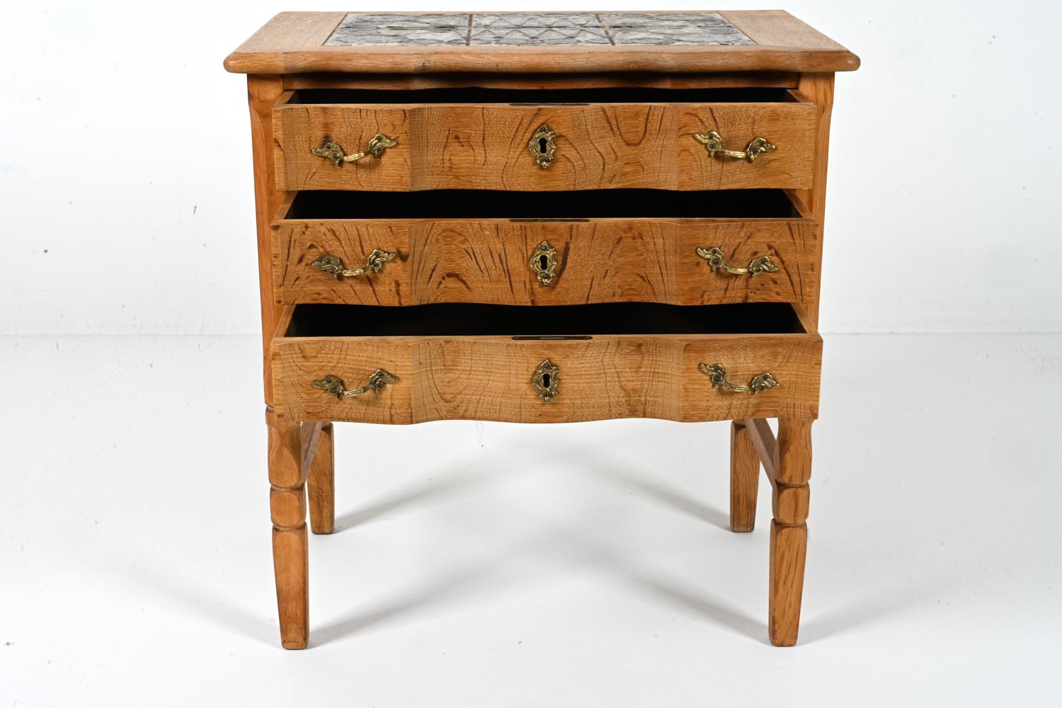 Danish Oak Chest of Drawers With One-Of-A-Kind Ox Art Ceramic Tile Mosaic Top For Sale 4