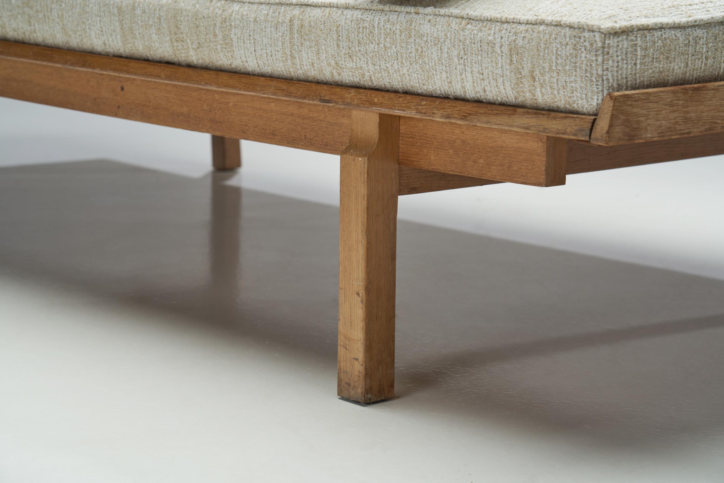 Danish Oak Daybed with Upholstered Mattress and Pillow, Denmark, ca 1950s For Sale 9