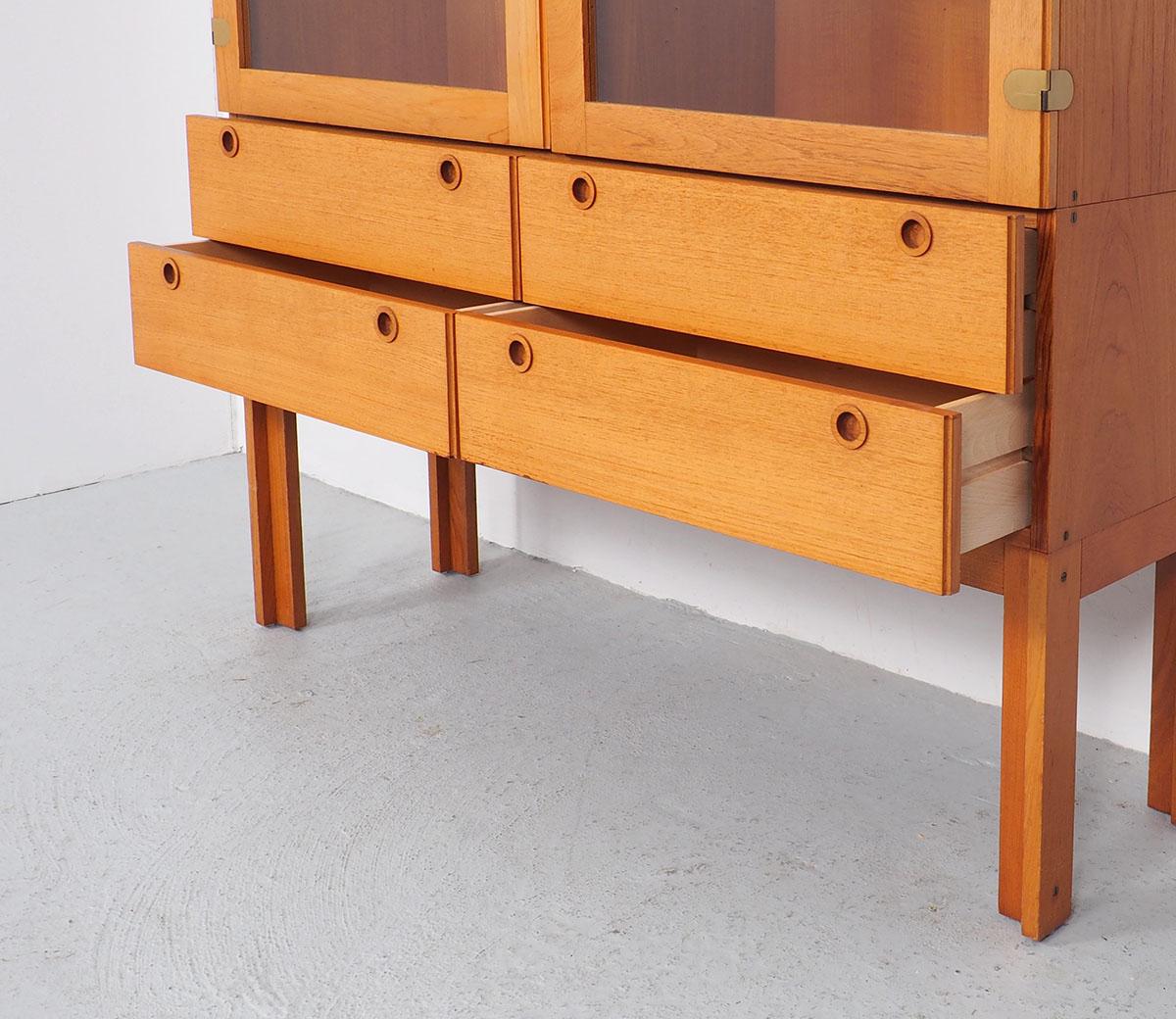 Danish Oak Display Cabinet with Drawers, 1960s, Set of 3 Danish Oak Display Cabi 2
