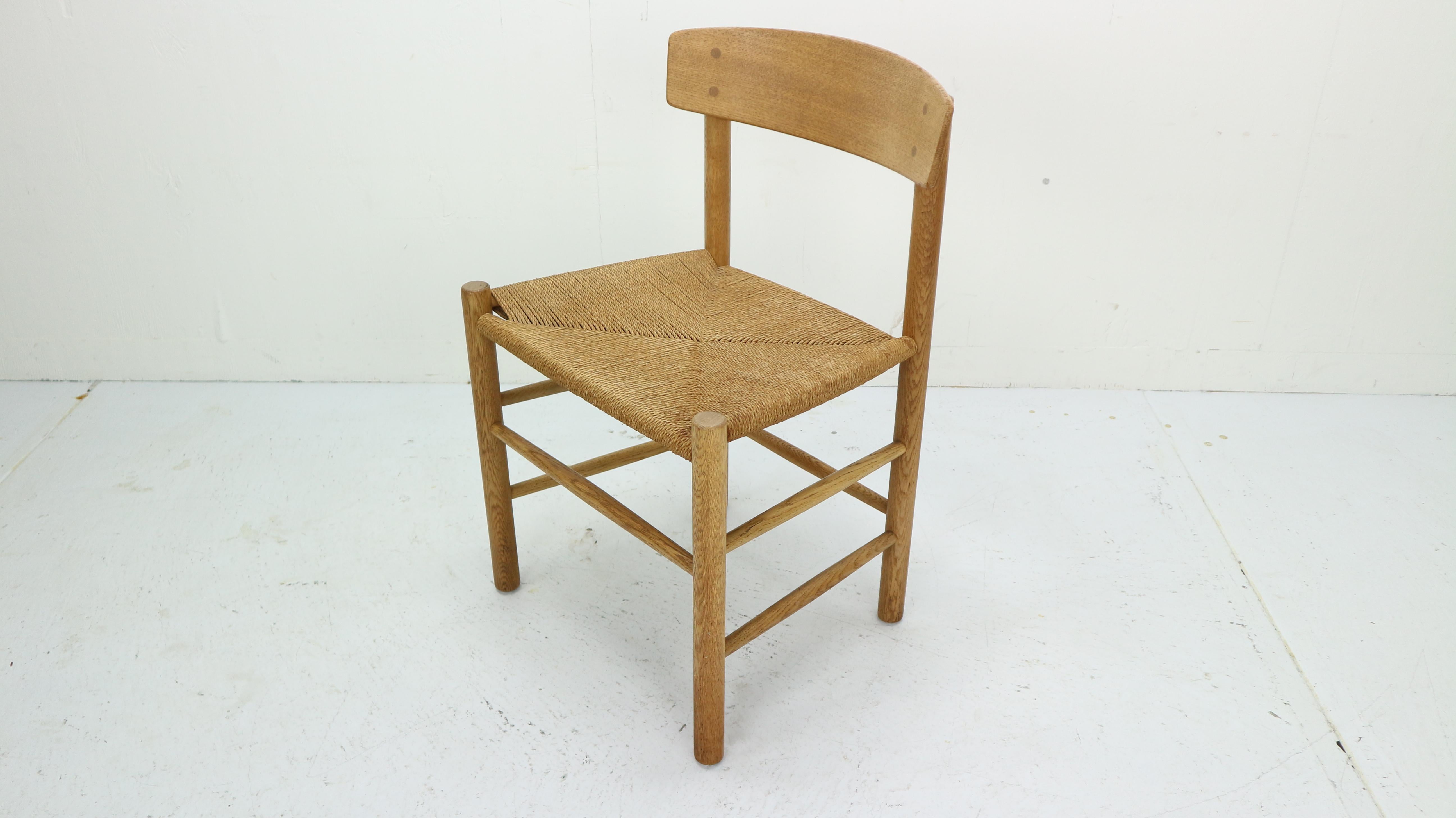 Mid-20th Century Danish Oak J39 Chair by Borge Mogensen