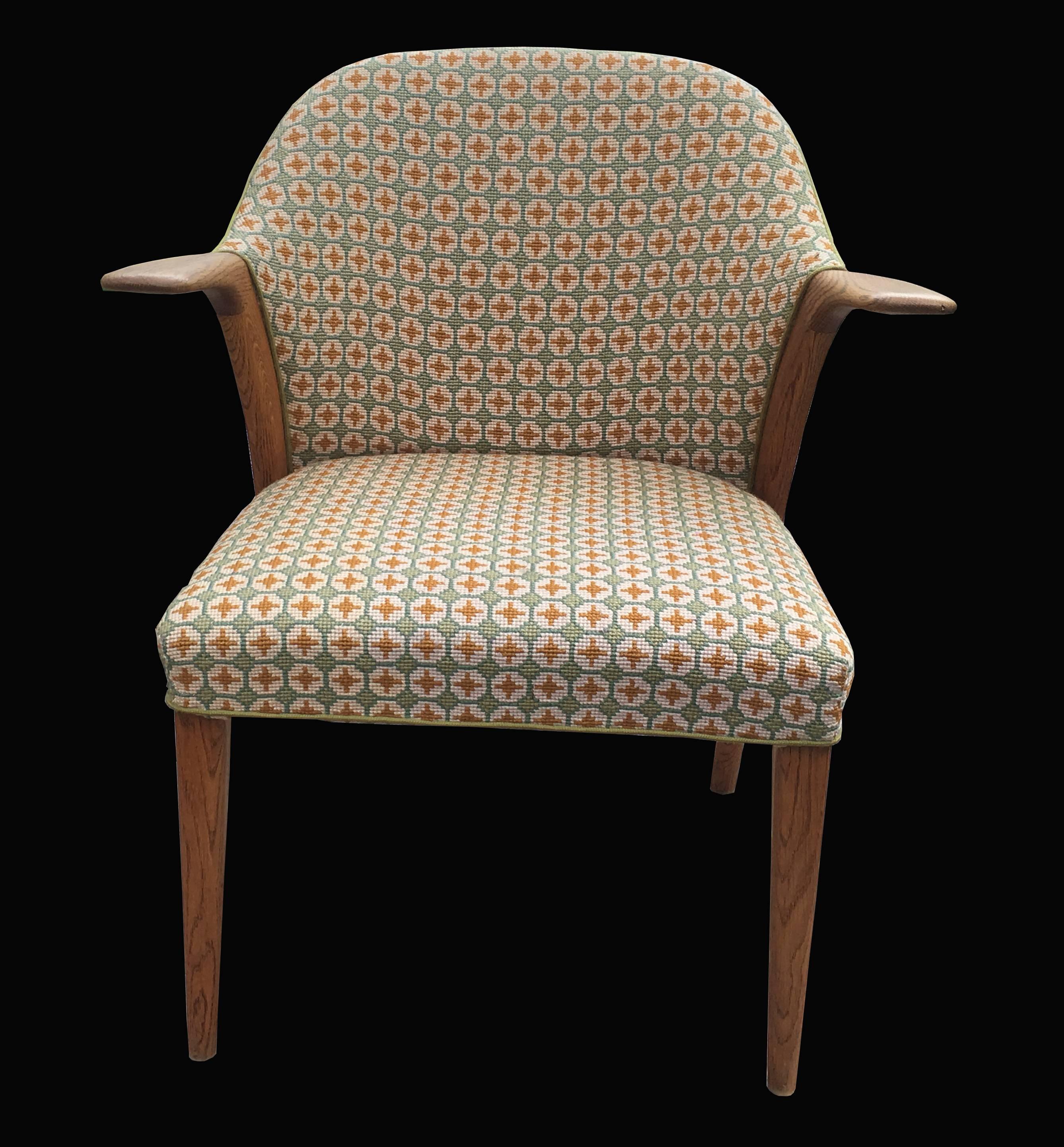 Danish Oak Occasional or Bedroom Chair In Good Condition In Little Burstead, Essex