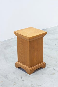 Piedestal ou table d'appoint en chêne danois , 1940-50s pour exposition ou sculptures