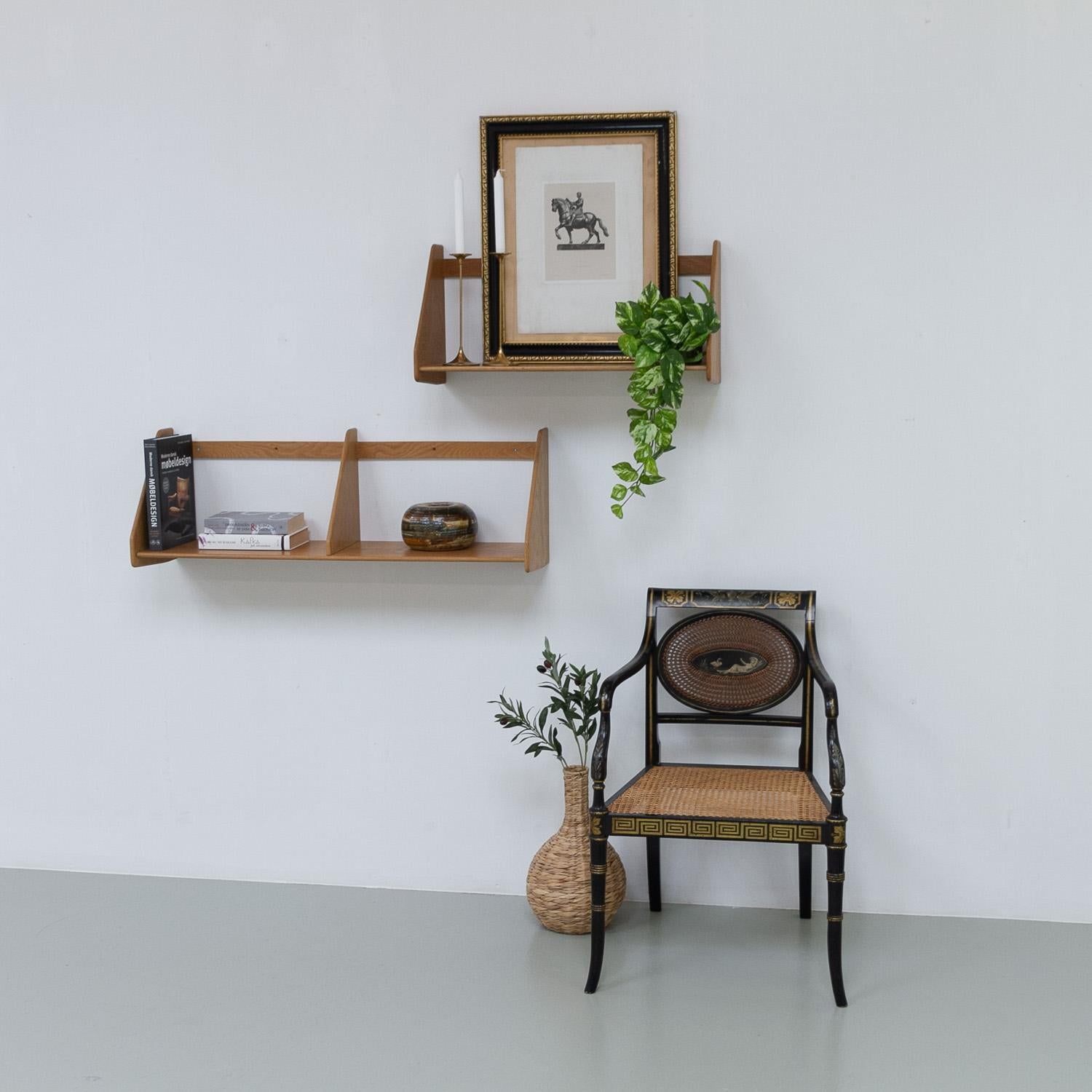 Étagères en chêne danois par Hans J. Wegner pour Ry Møbler, années 1950. Ensemble de 2. en vente 2