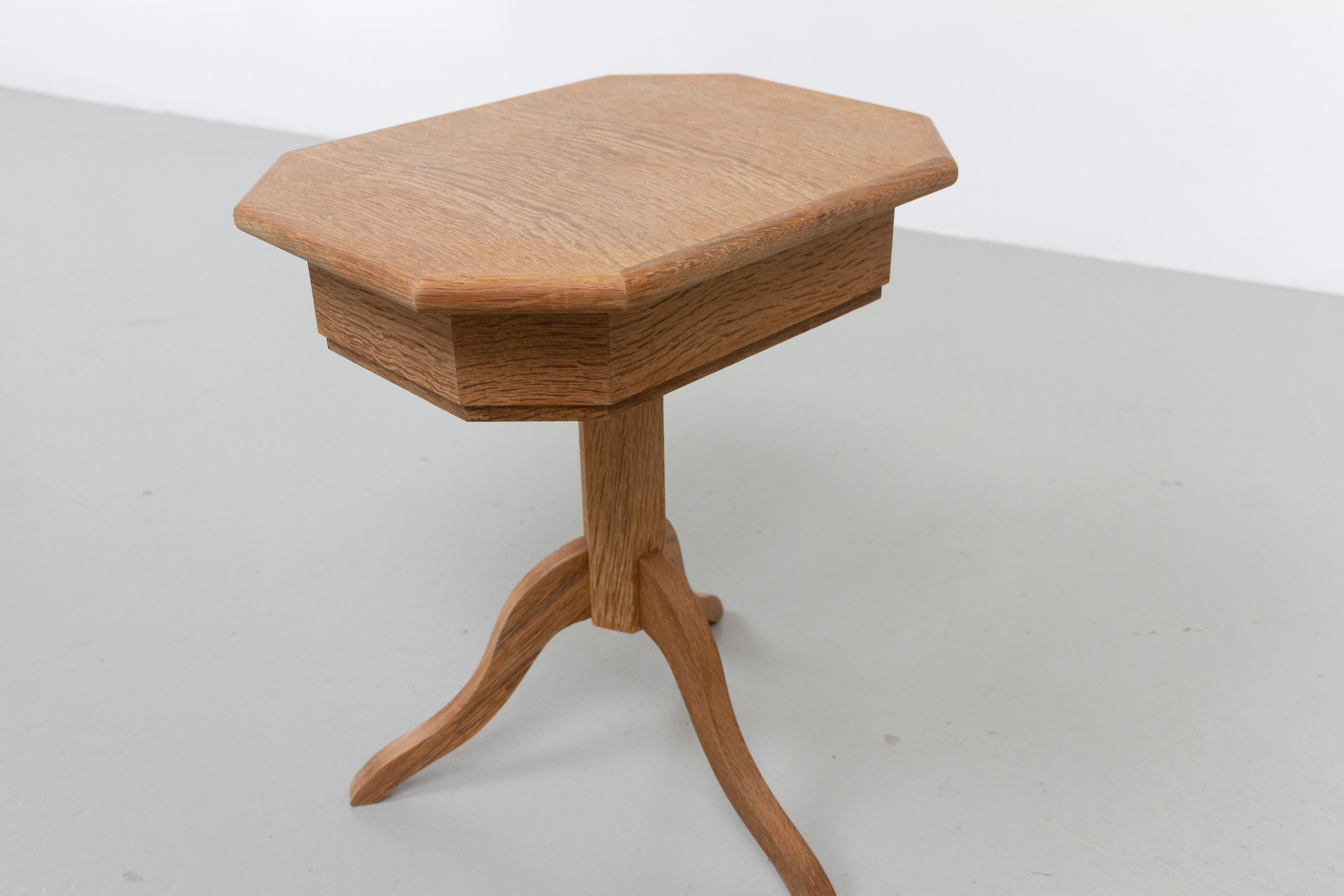 Danish Oak Side Table with Drawer, 1960s. in vendita 3