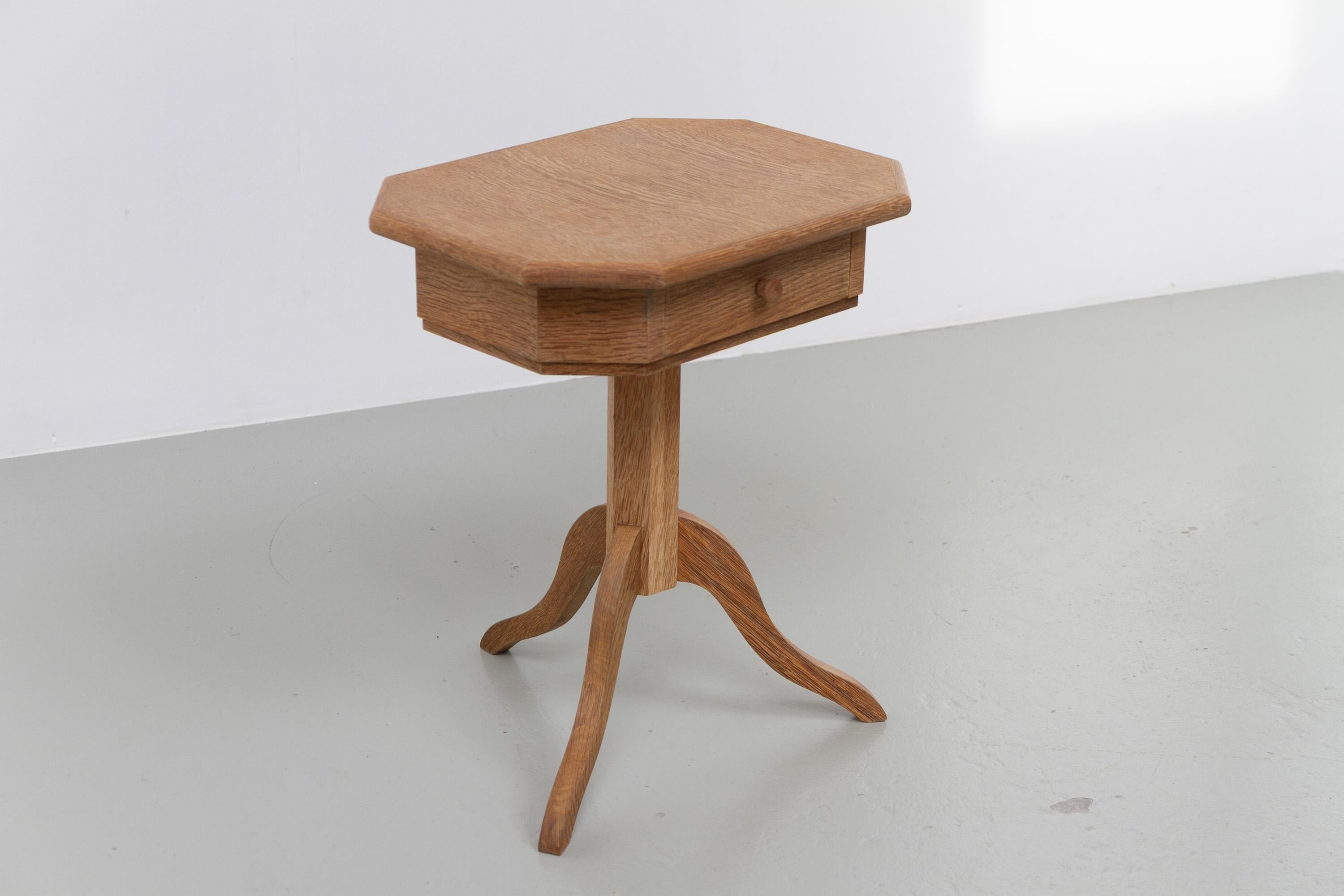 Mid-Century moderno Danish Oak Side Table with Drawer, 1960s. in vendita