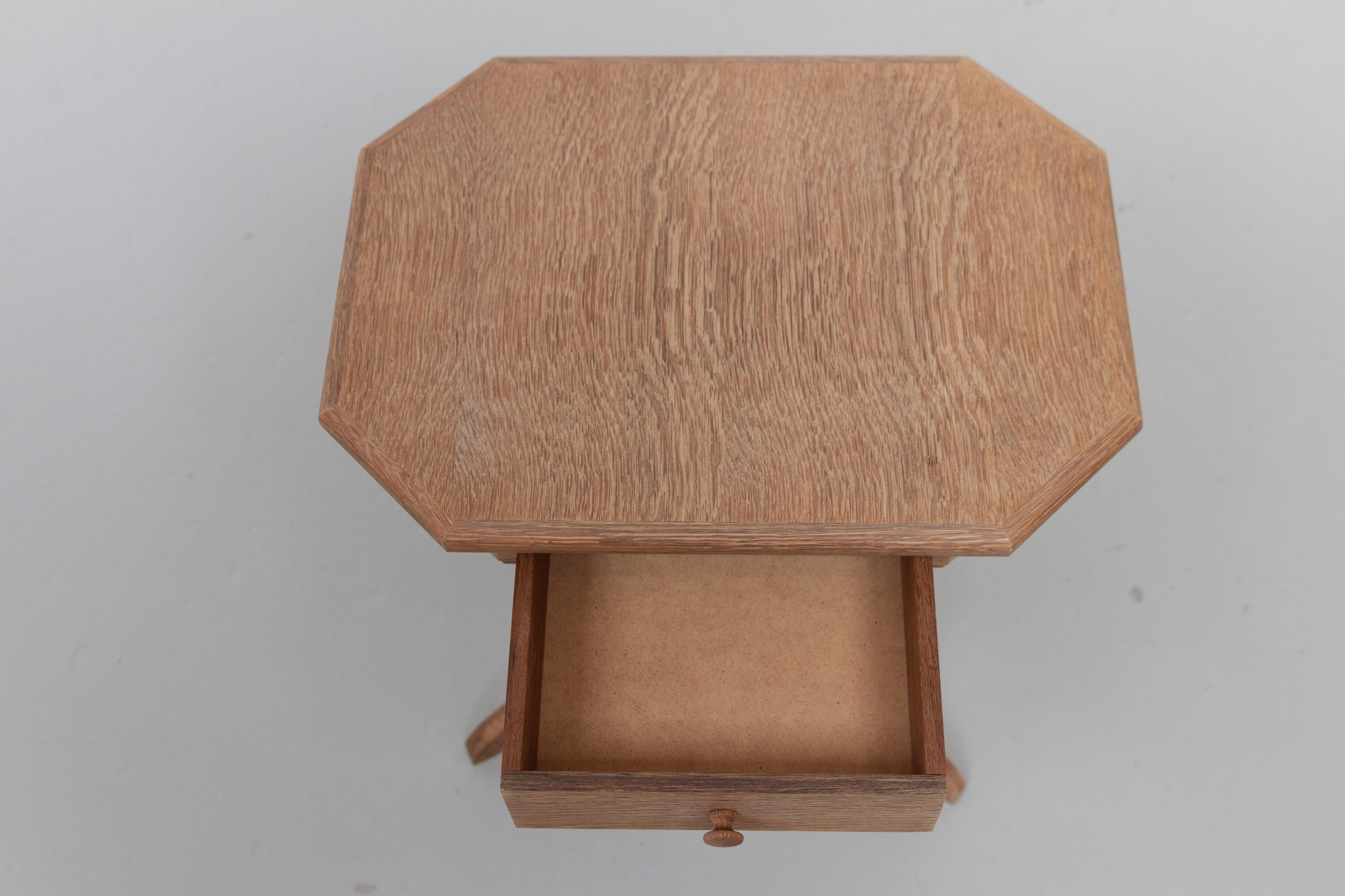Danish Oak Side Table with Drawer, 1960s. in vendita 1