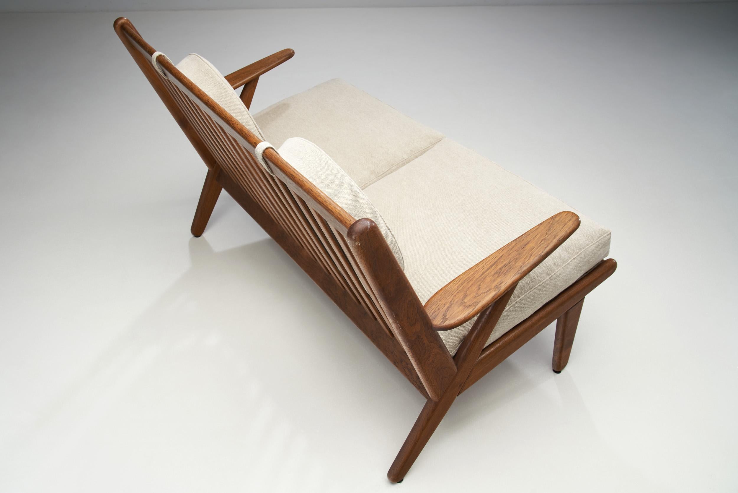 Danish Oak Two-Seater Bench with Pillows, Denmark ca. 1950s For Sale 4