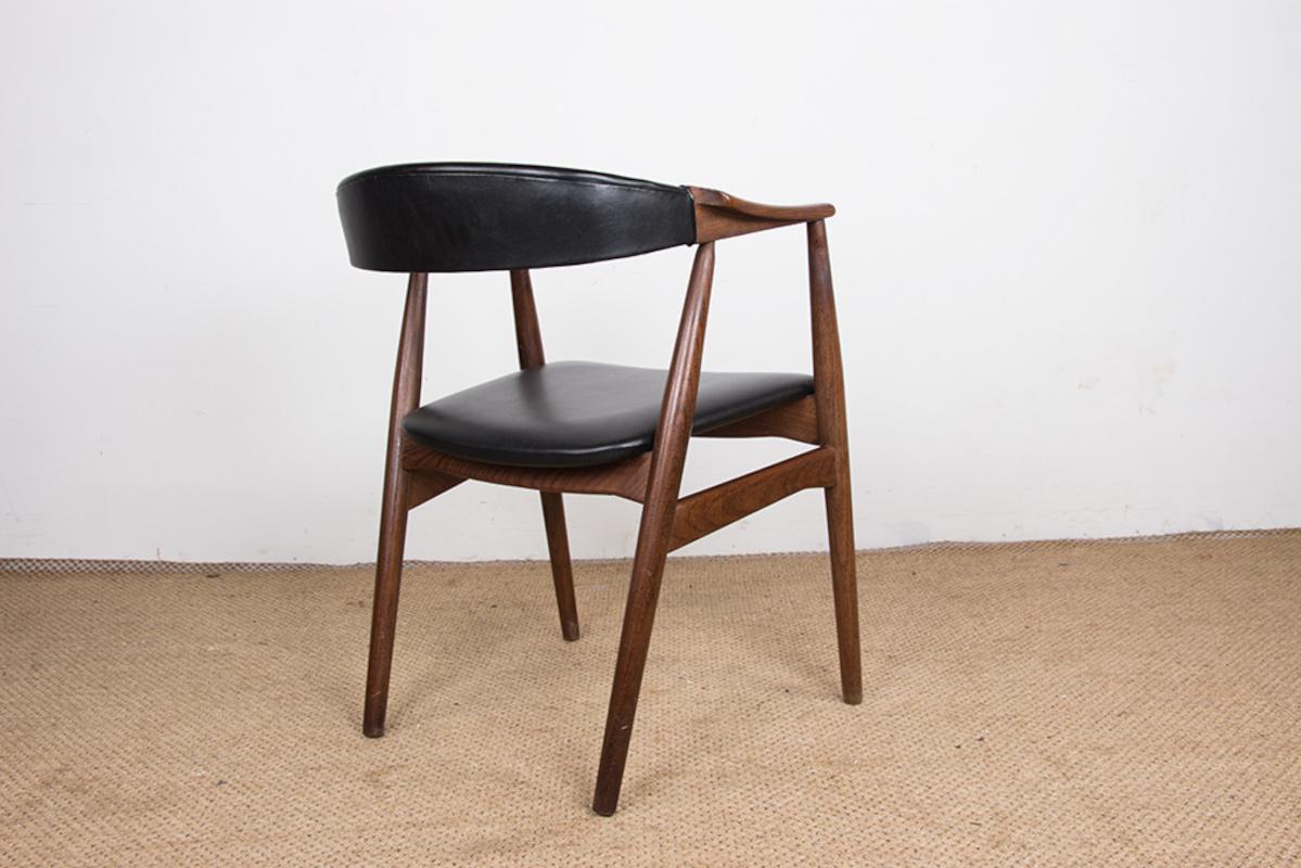 Danish office armchair in Teak and Skai model 213 by Thomas Harlev 1960. 5