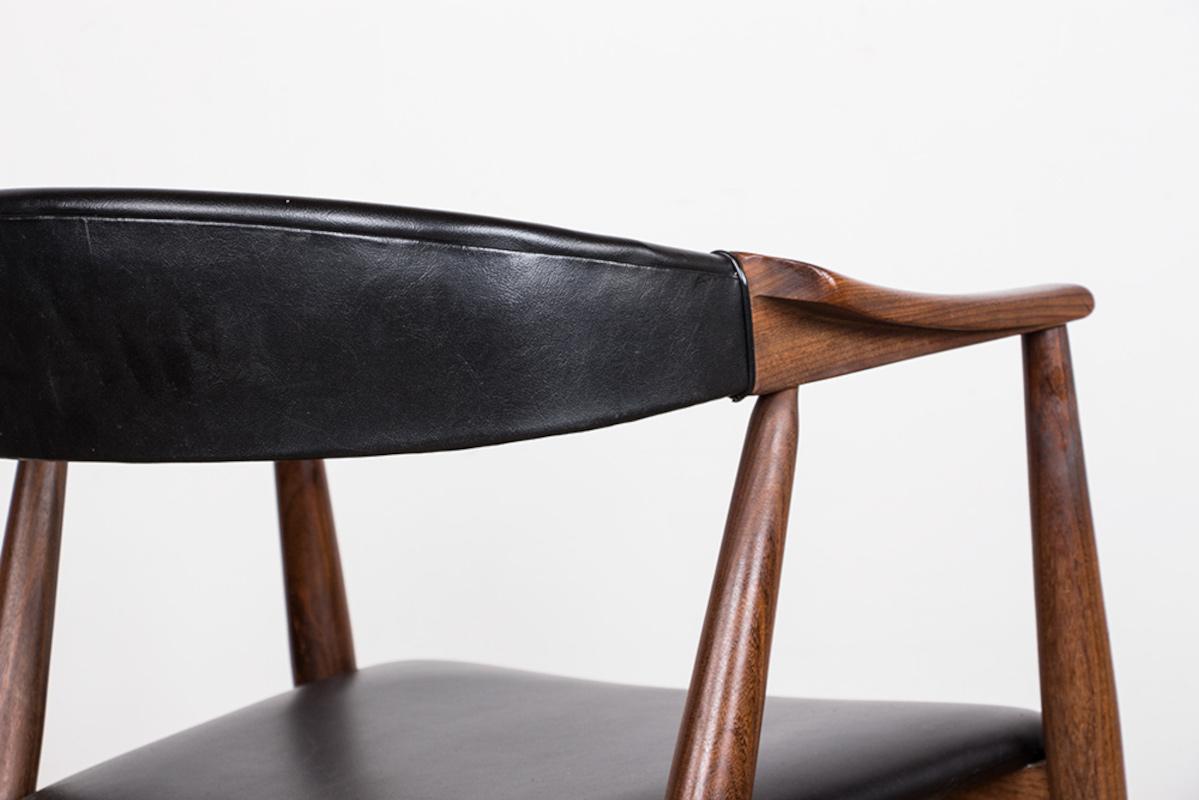 Danish office armchair in Teak and Skai model 213 by Thomas Harlev 1960. 7