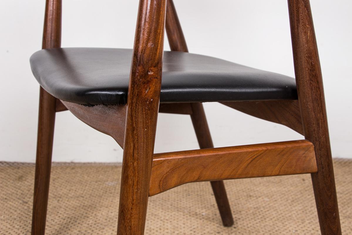 Danish office armchair in Teak and Skai model 213 by Thomas Harlev 1960. 10