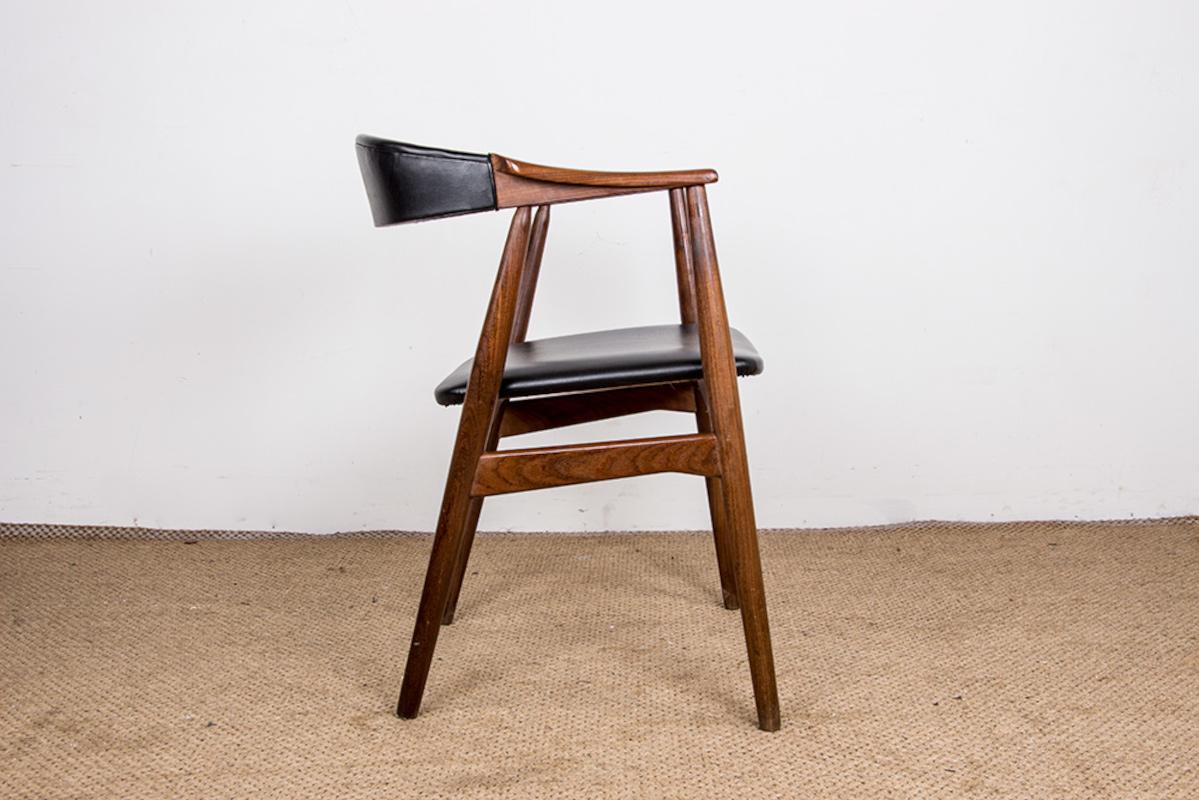 Danish office armchair in Teak and Skai model 213 by Thomas Harlev 1960. 2