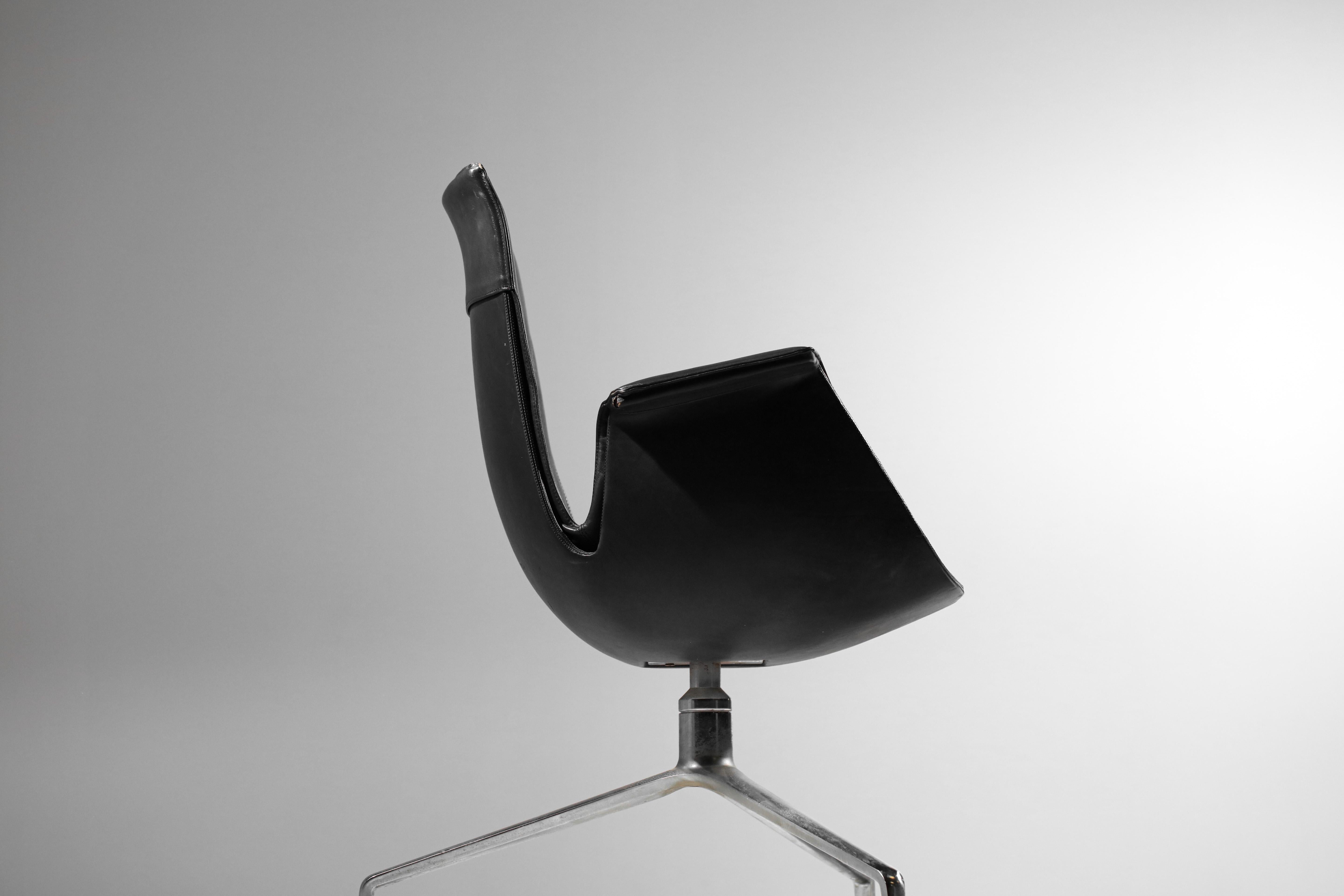 Scandinavian office chair model 