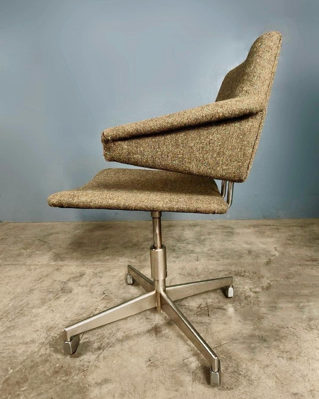Mid-Century Modern Danish Office Swivel Chair By Jacob Jensen For Labofa Mobler Mid Century Vintage