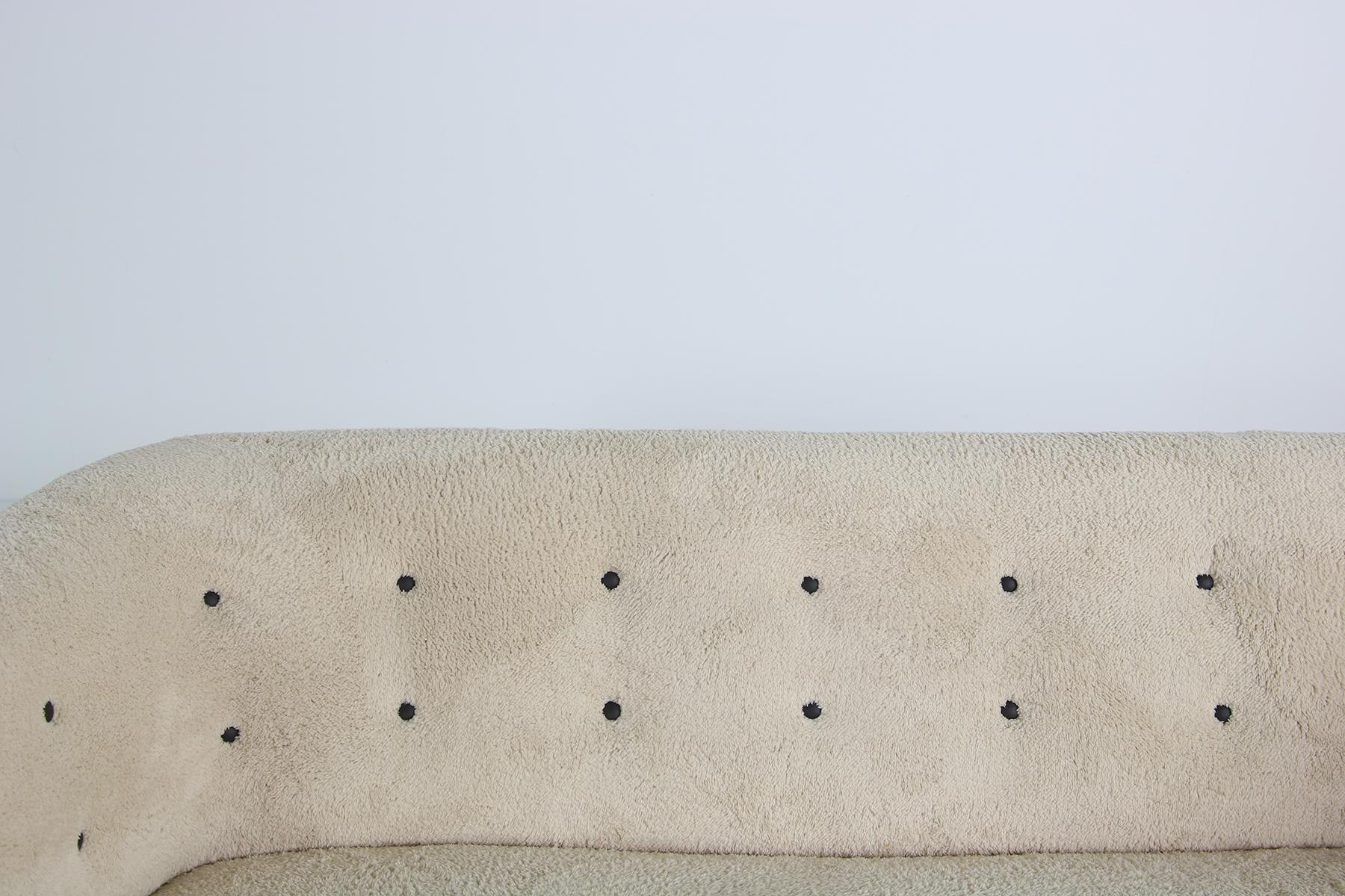 Beautiful and in this style unique Fritz Hansen sofa Mod. 1668, design by Ole Wanscher, rare piece, solid beechwood legs, completely reupholstered and professionally renewed upholstery, since this time, never used, the condition is fantastoc, the