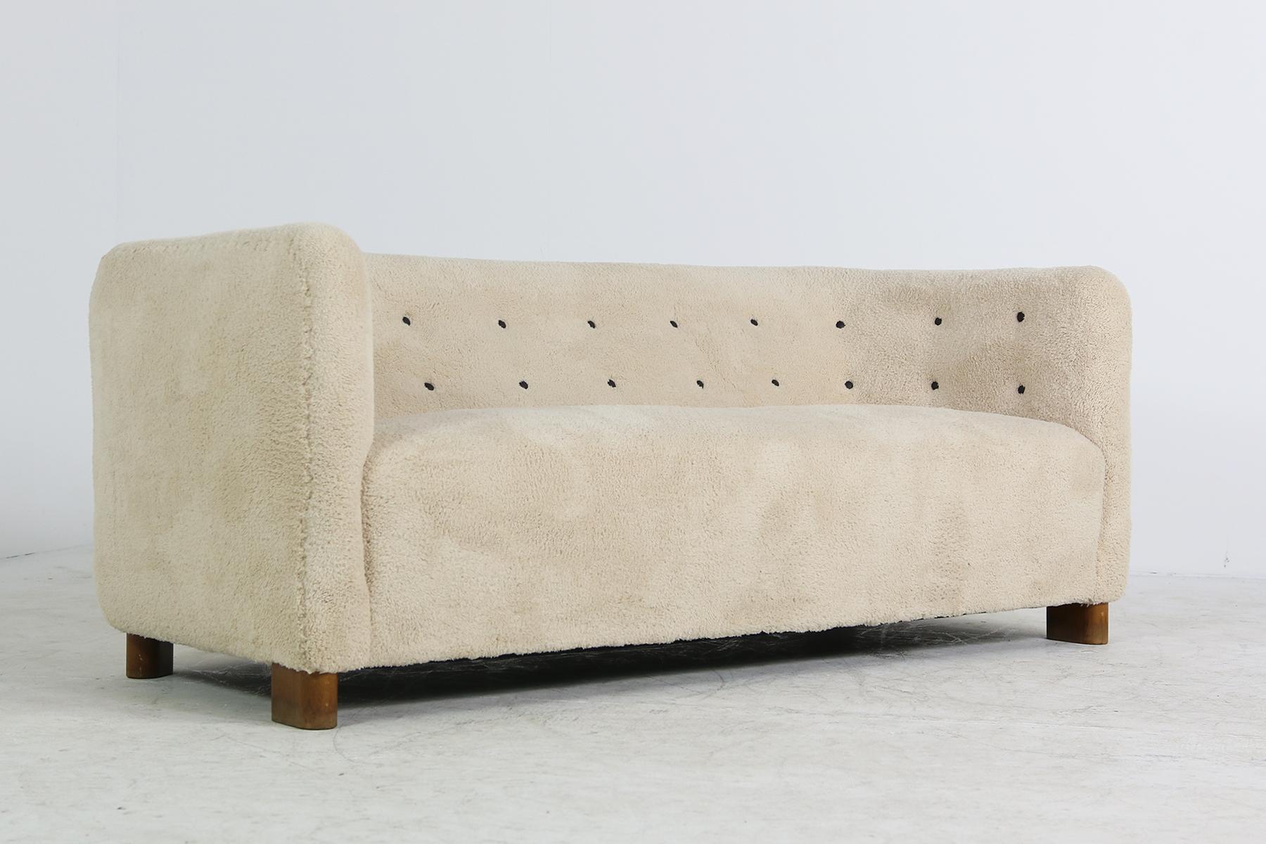 Fabric Danish Ole Wanscher for Fritz Hansen Sofa Mod. 1668 Teddy Fur and Leather Tufted