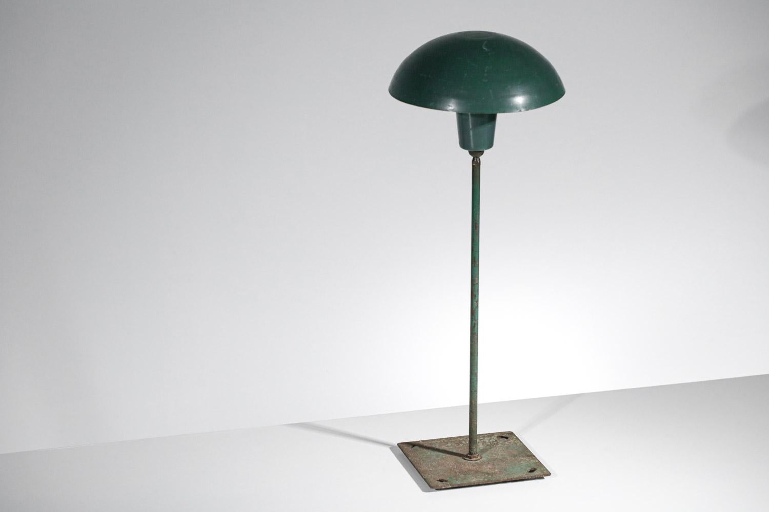 Danish Outdoor Table Lamp in Lacquered Metal 50s Style Poul Hennigsen For Sale 3
