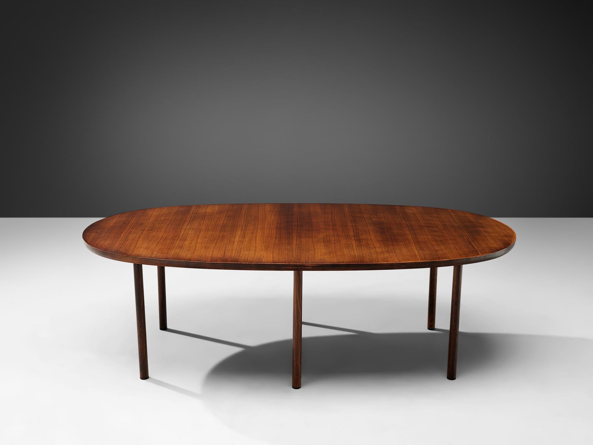 Dining table, rosewood, Denmark, 1960s

A lovely oval dining table rosewood. The grain of the top of this table is striking, showing variety of dark and lighter tones, for which rosewood is well-known. The design of the table is Classic and simple.