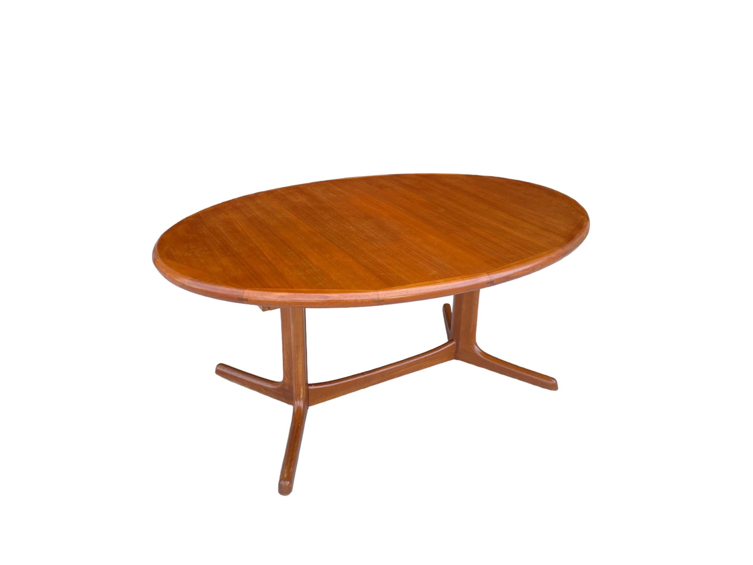 Danish Oval Dining Table in Teak by Dyrlund For Sale 8