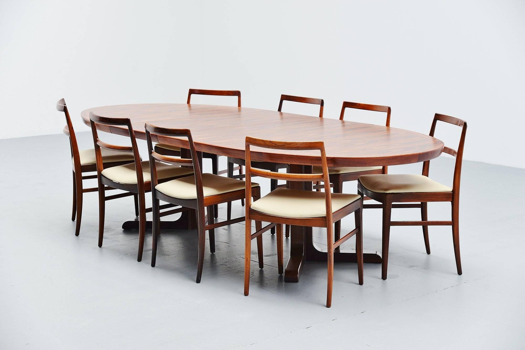 Danish Oval Rosewood Dining Table, Denmark, 1960 4