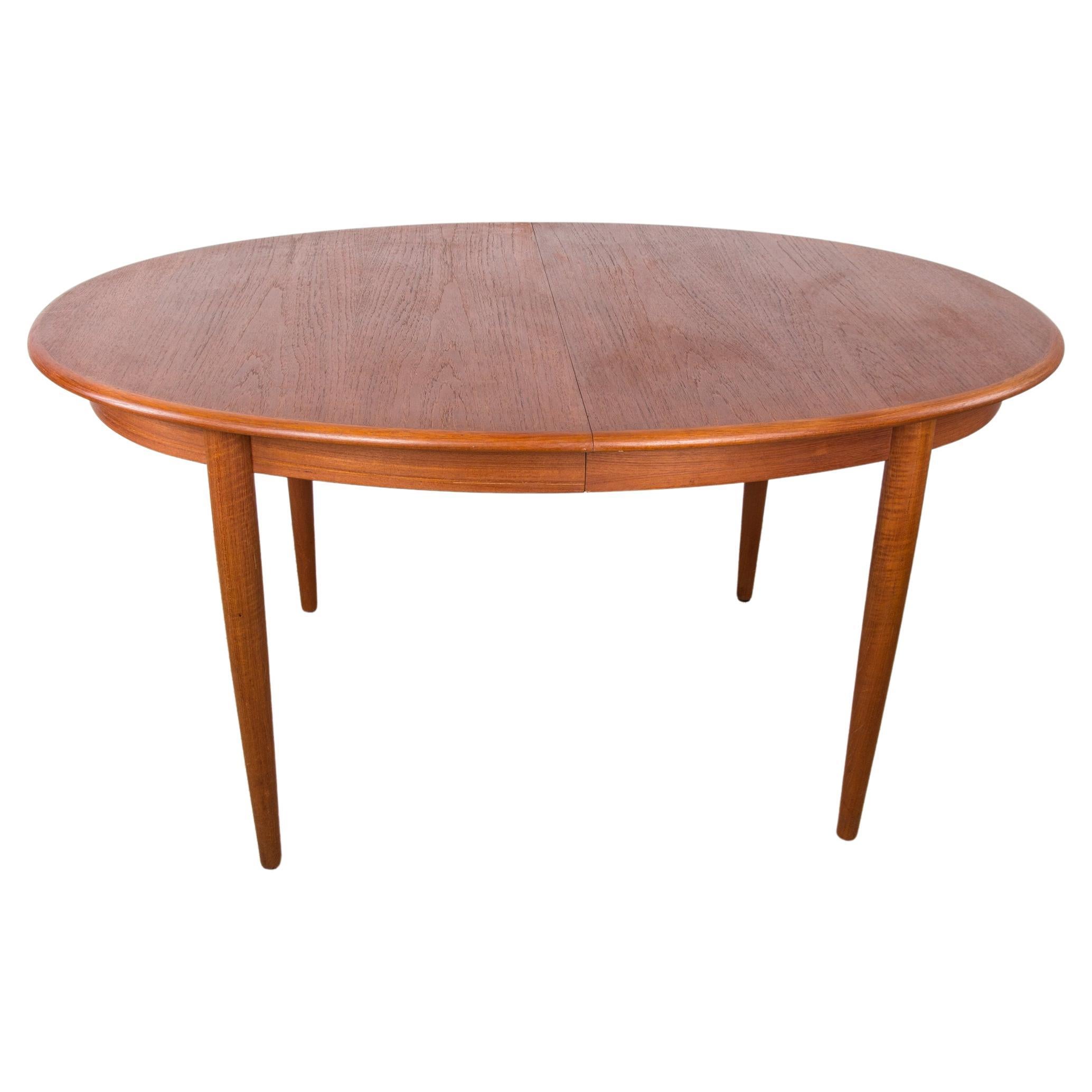 Danish oval teak dining table by Gudme Mobelfabrik 1960. For Sale