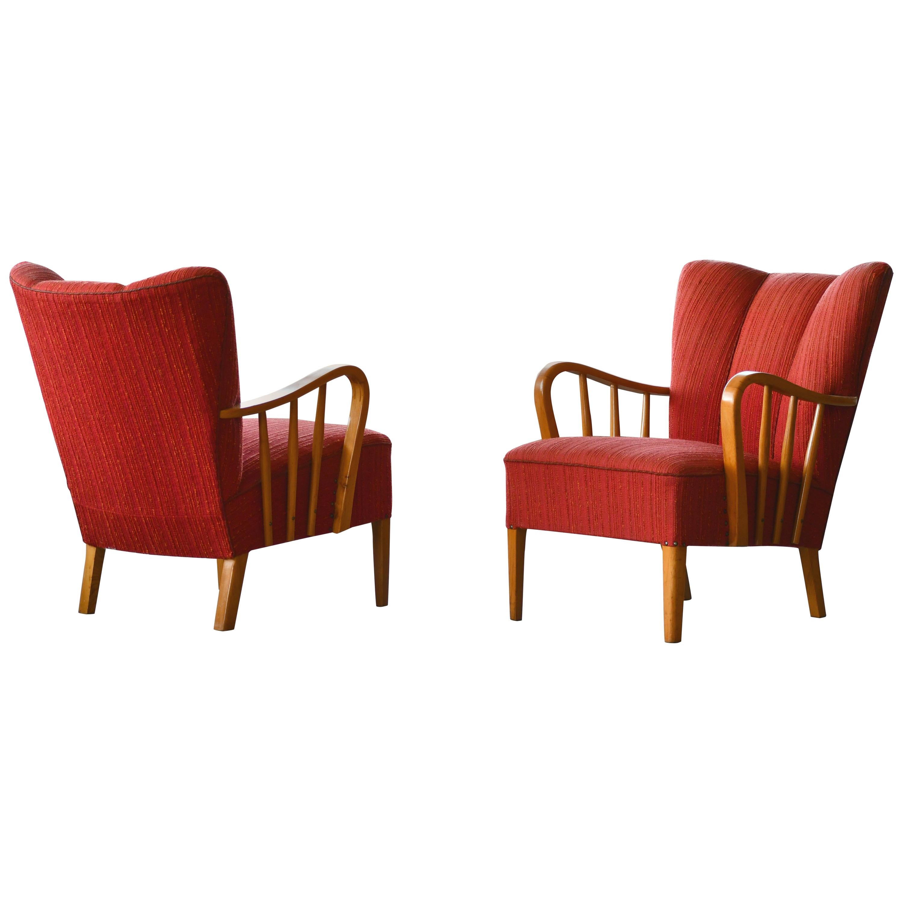 Danish Pair of 1940s Lounge Chairs with Elmwood Armrests