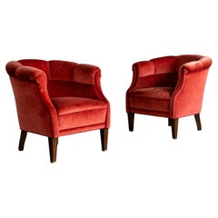 Danish Pair of 1940s Low Lounge Tub Chairs in Red Mohair