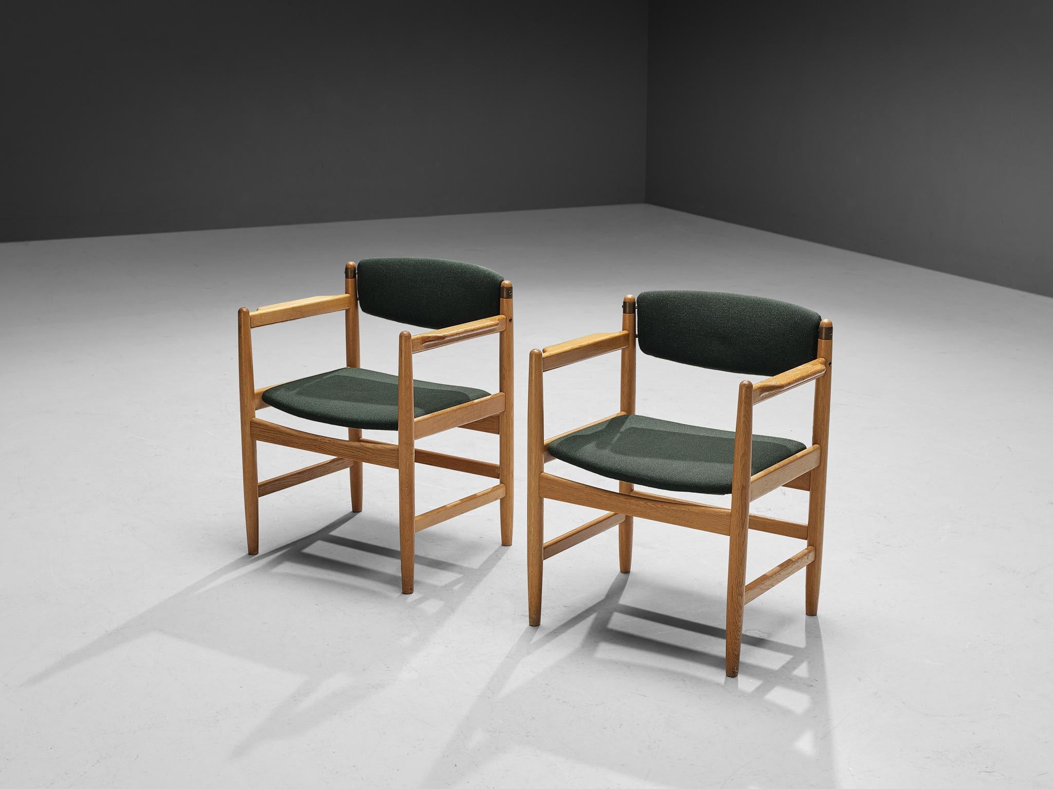 Scandinavian Modern Danish Pair of Armchairs in Oak and Forest Green Upholstery  For Sale