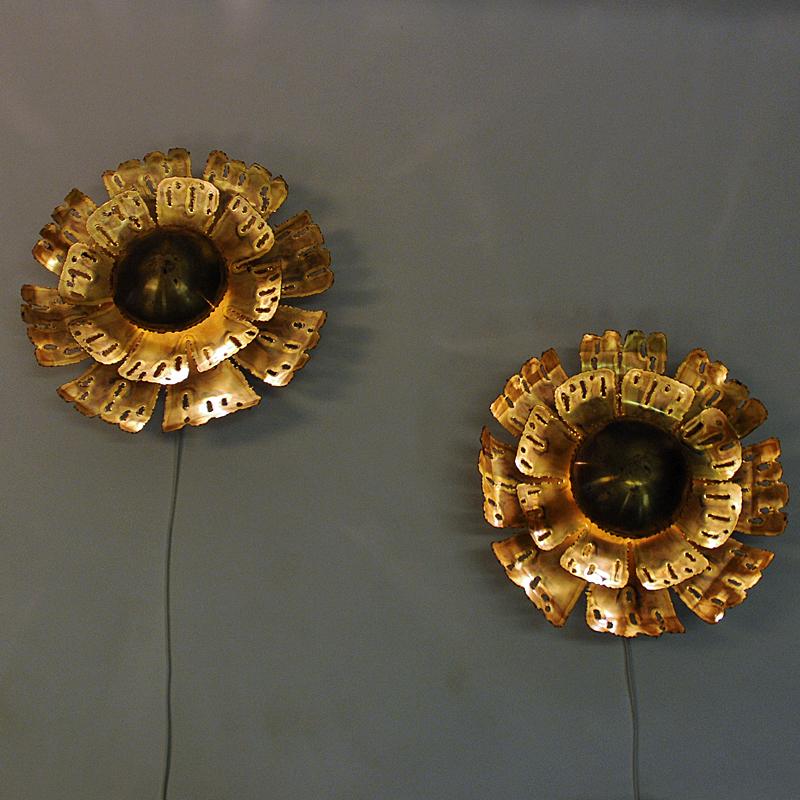 Mid-20th Century Danish Large Pair of Brutalist Brass Flower Lamps by Holm-Sørensen, 1960s