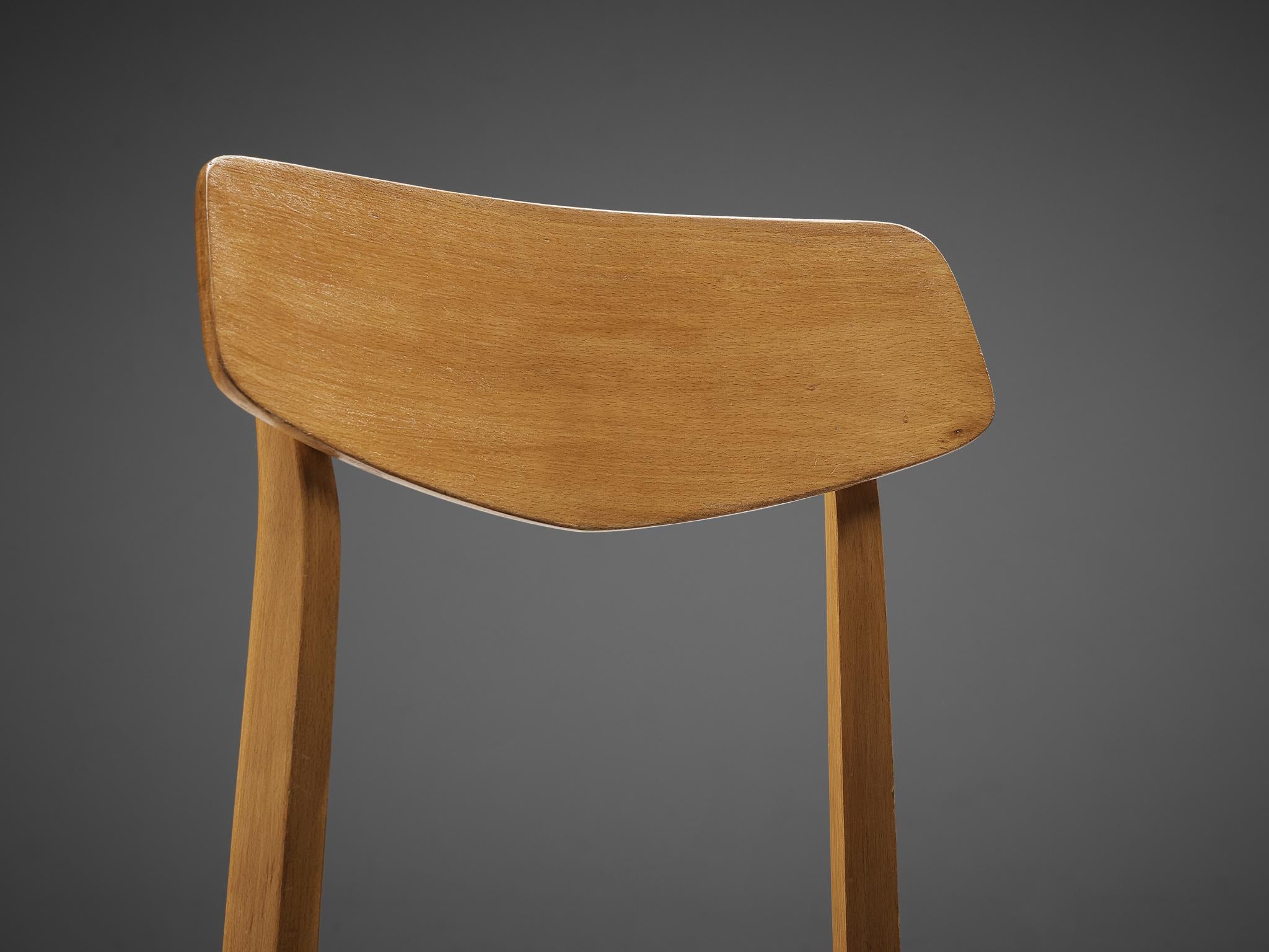 Scandinavian Modern Danish Pair of Danish Sculptural Chairs in Blonde Wood For Sale