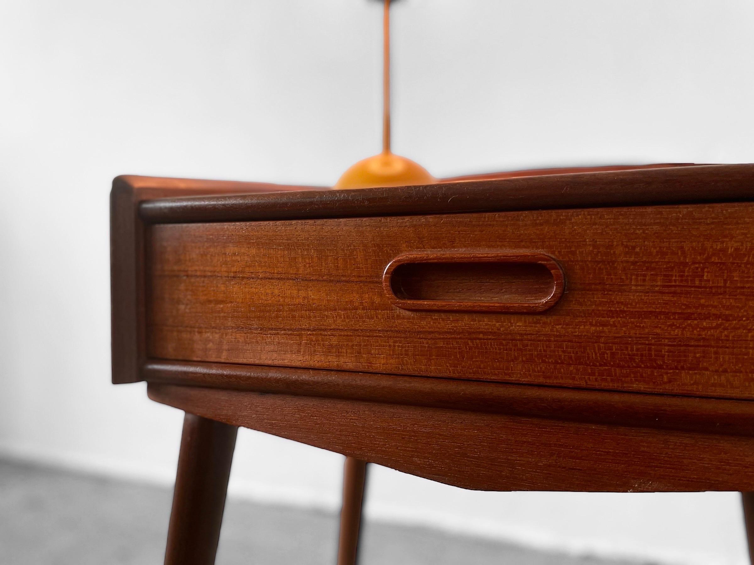 Danish Pair of Teak Nightstands from Uhrhøj Møbelfabrik, Denmark, 1960s 4