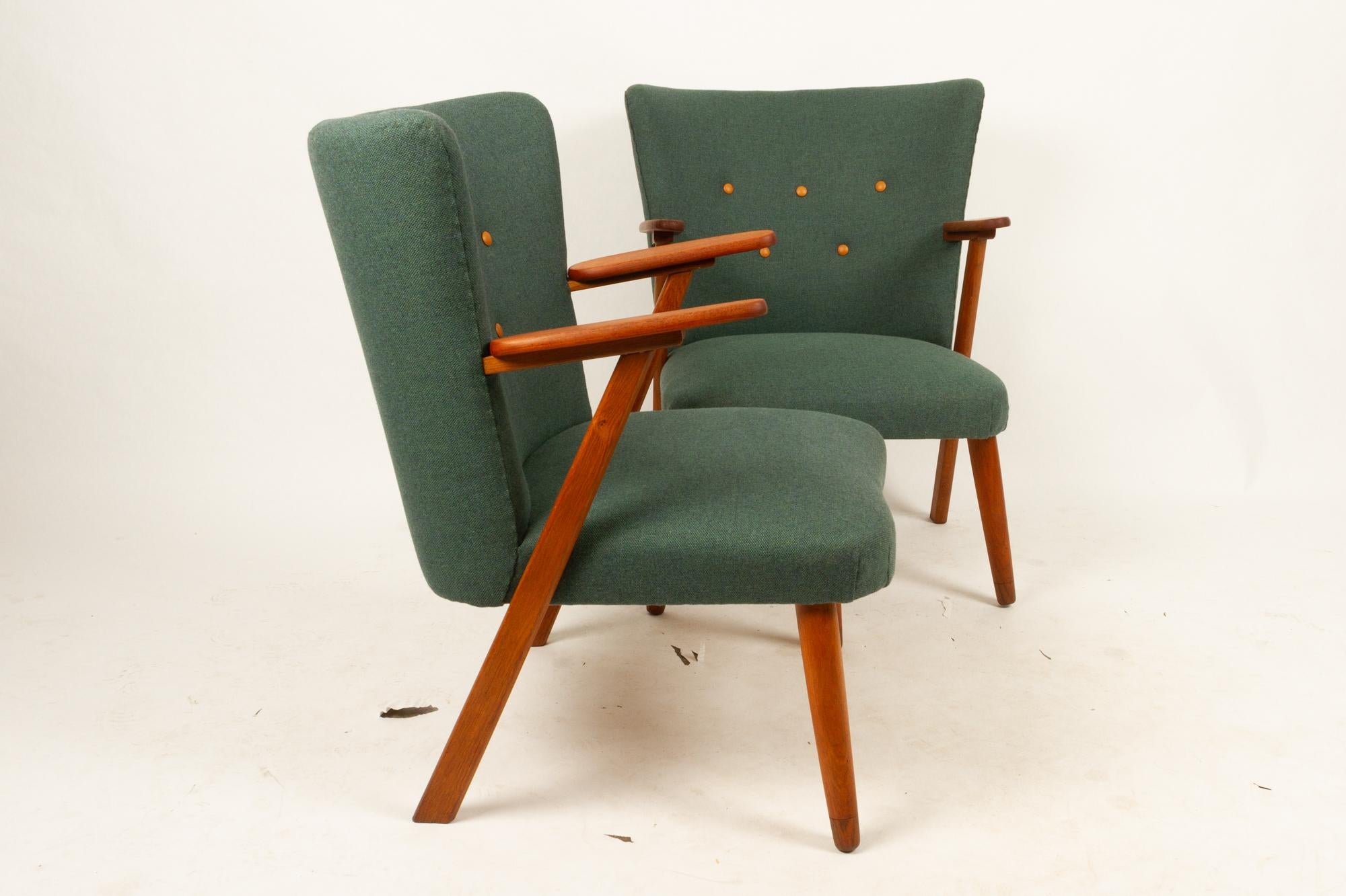 Danish Pair of Vintage Lounge Chairs, 1960s 4