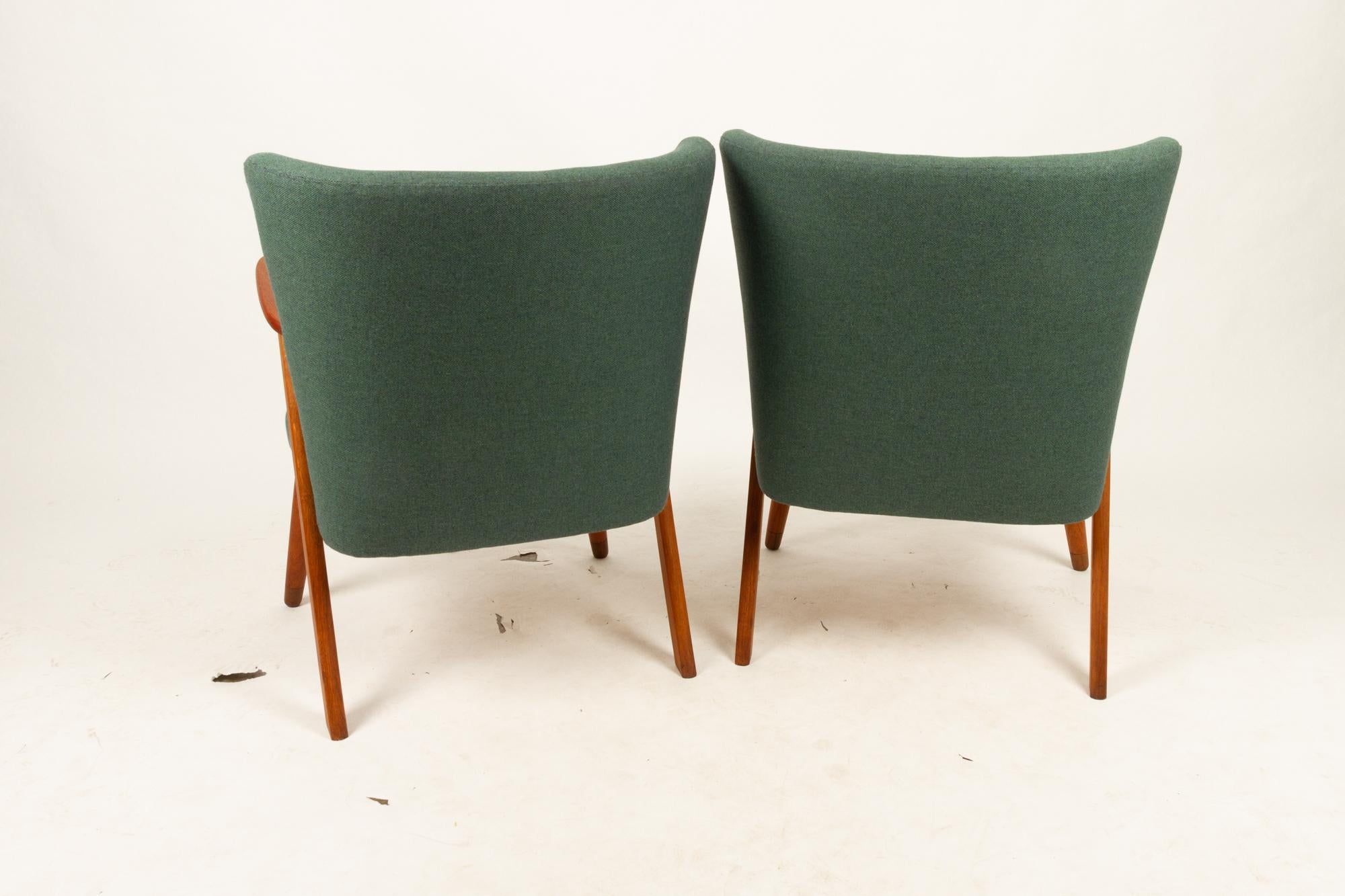 Danish Pair of Vintage Lounge Chairs, 1960s 5