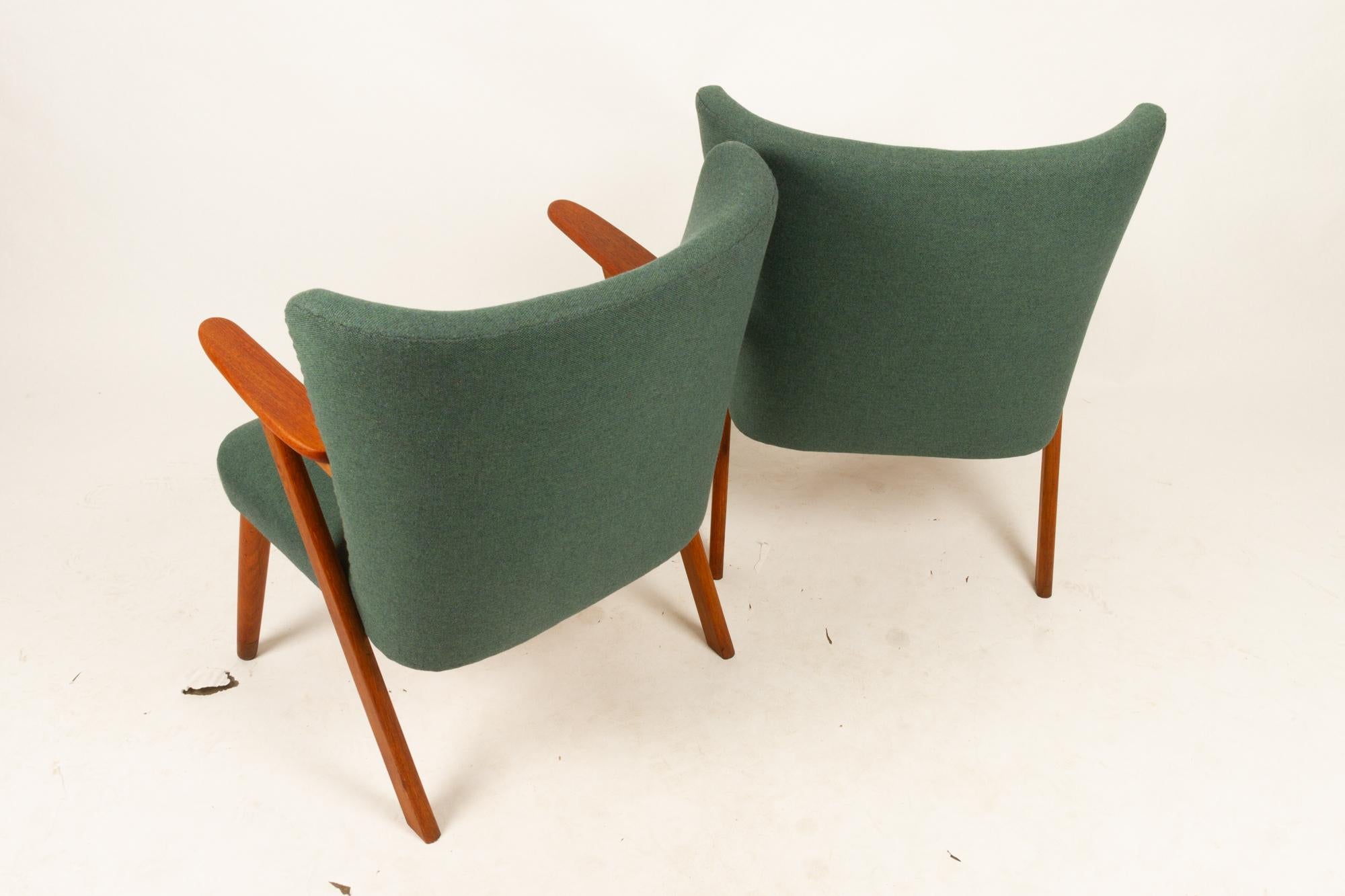 Danish Pair of Vintage Lounge Chairs, 1960s 6