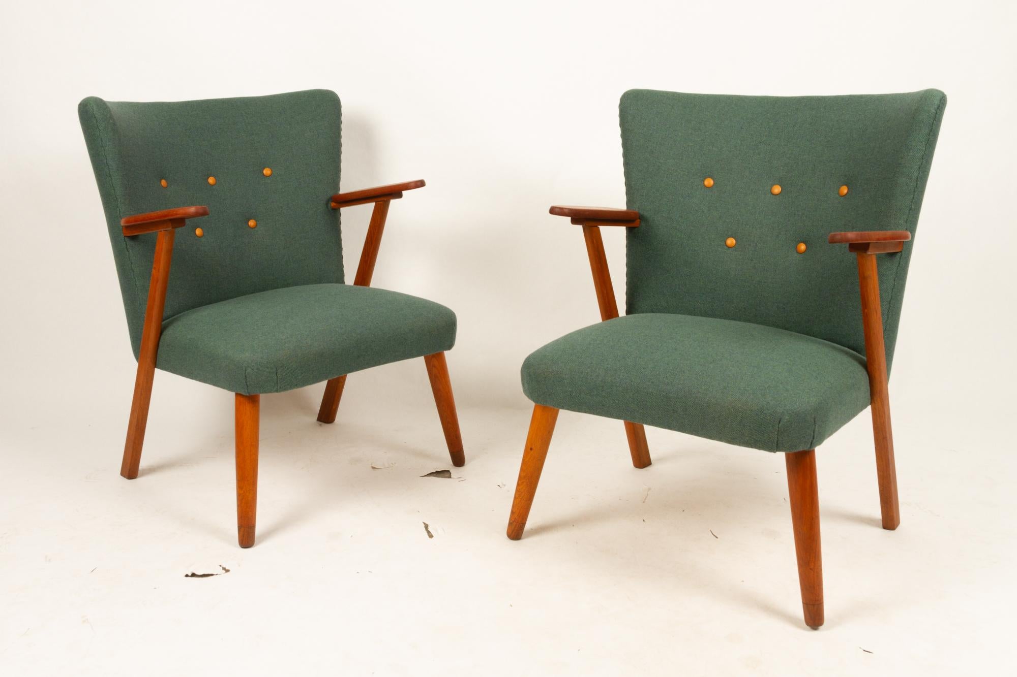Danish Pair of Vintage Lounge Chairs, 1960s 7