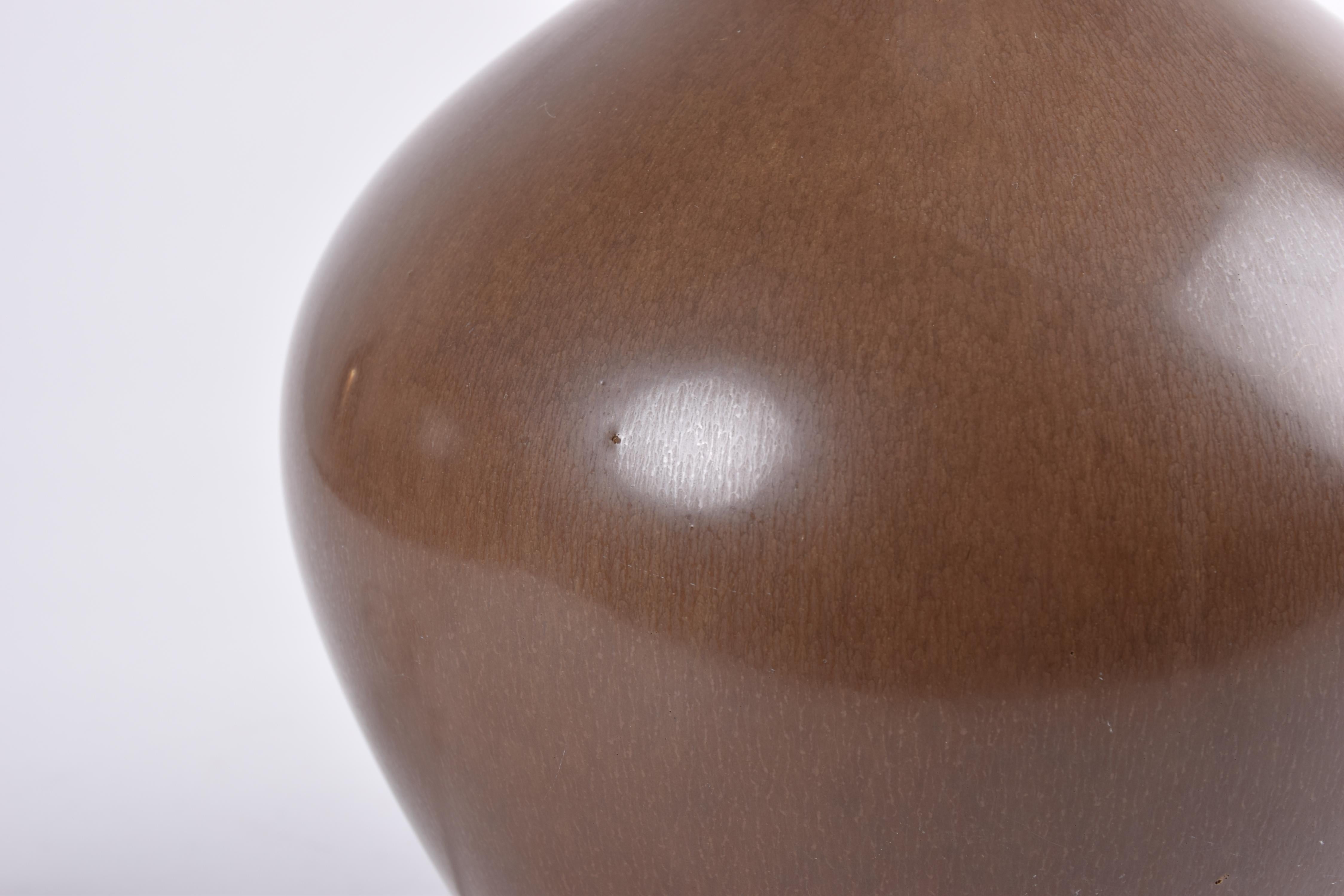 Danish Palshus Tall Table Lamp Brown Haresfur Glaze with Shade, Modern 1950s For Sale 2