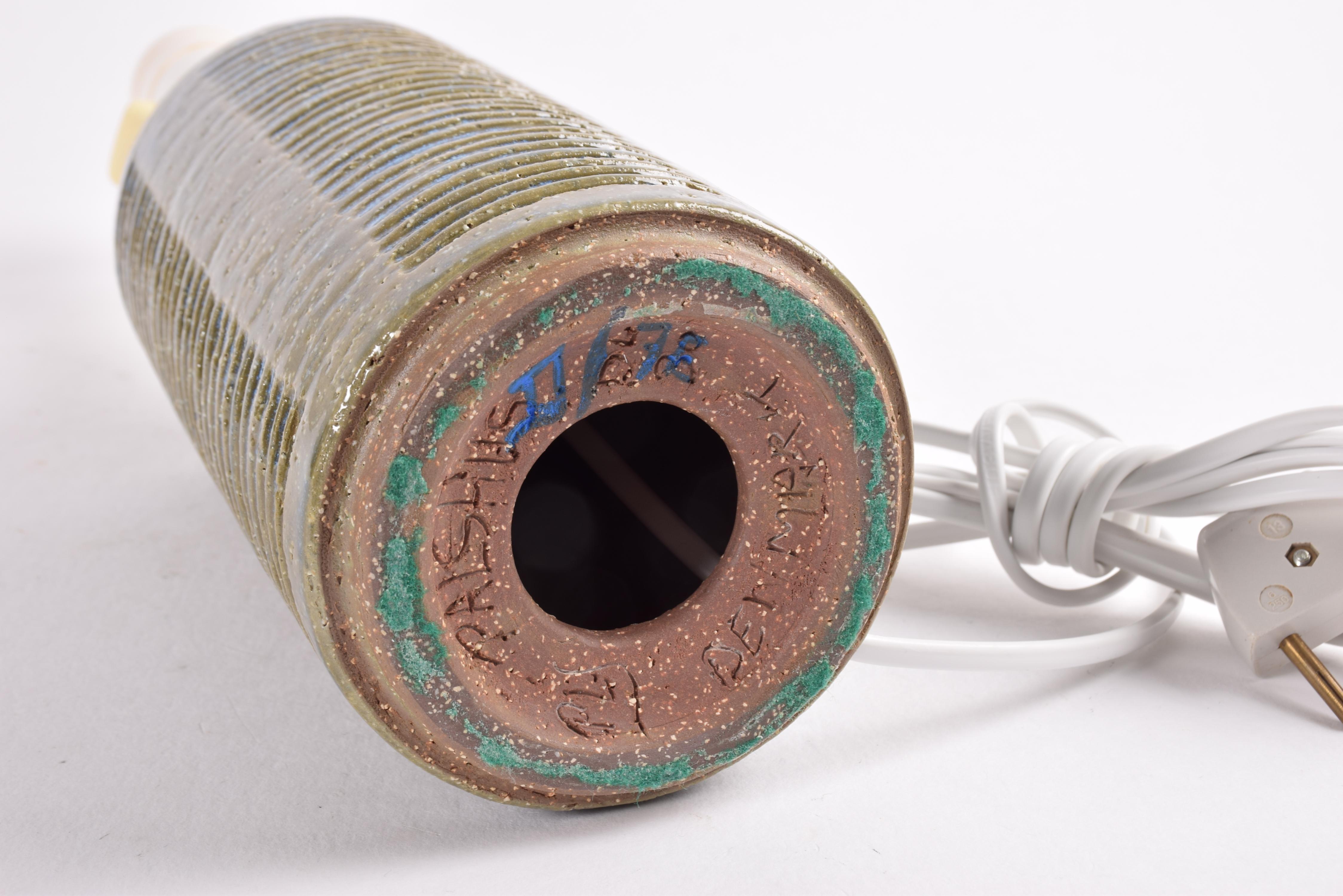 Lampada da tavolo danese Palshus a strisce verdi e blu con paralume, ceramica moderna anni '60 in vendita 1