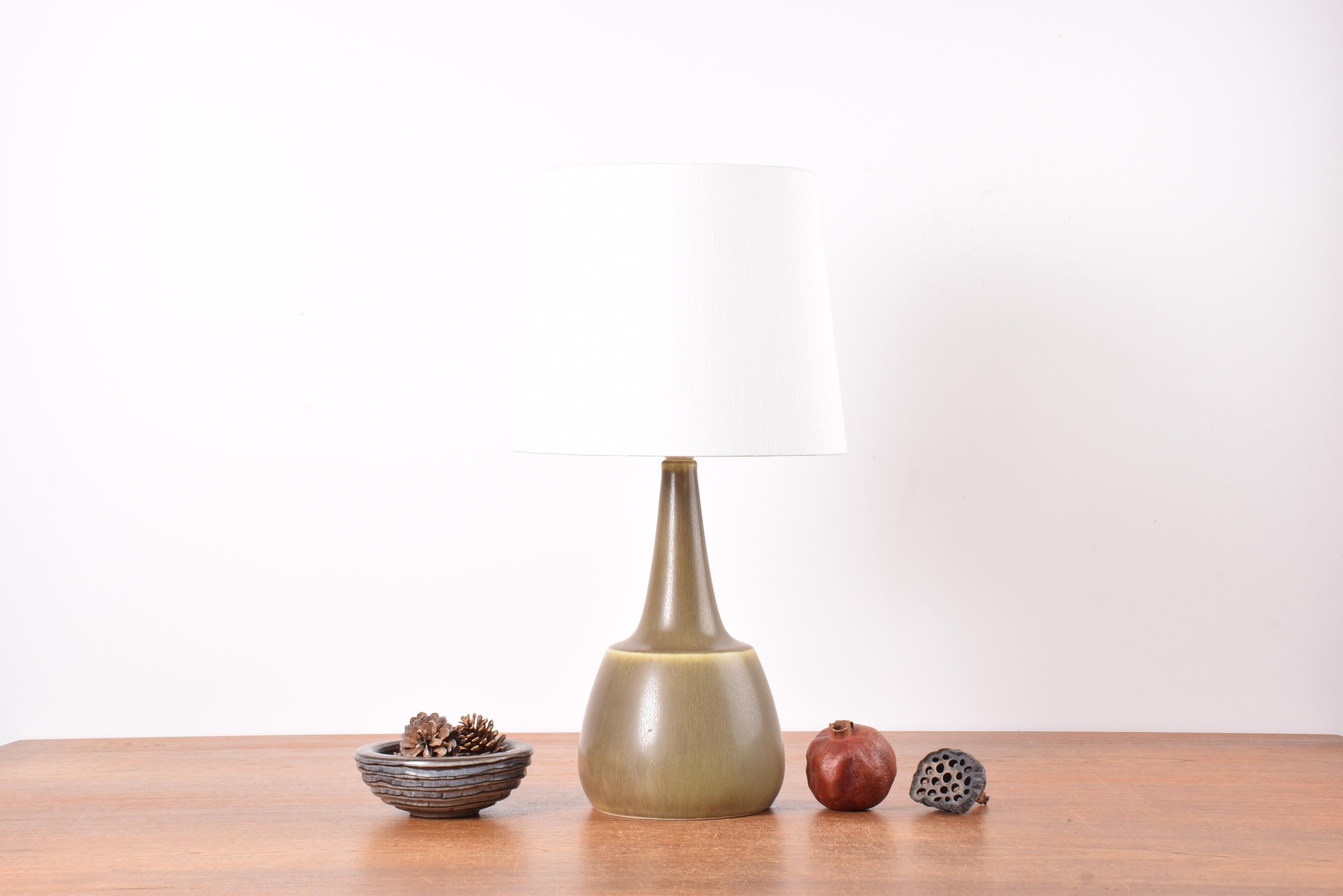 Scandinave moderne Lampe de table danoise Palshus Vert olive Greene & Greene Greene, Modernity 1960s en vente