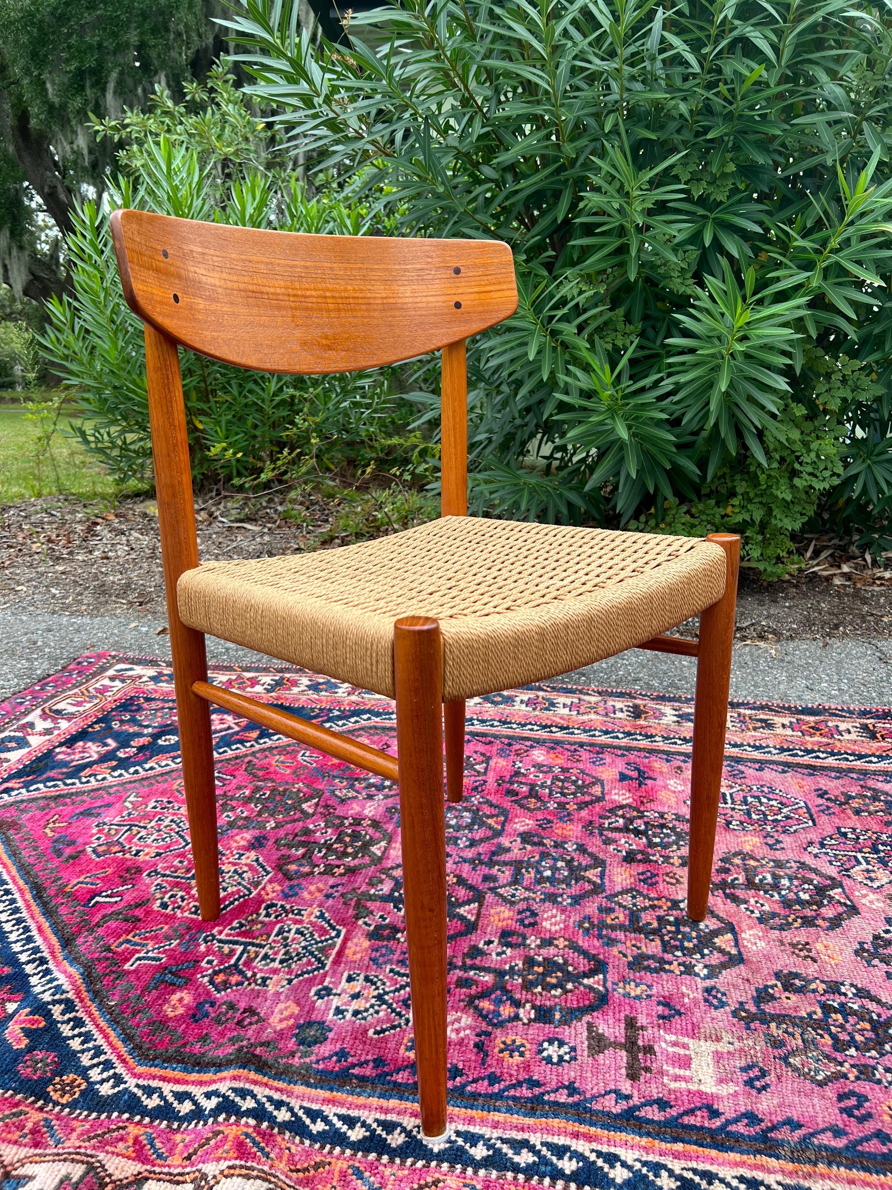 Danish Papercord side Chair by Am Mobler For Sale 5