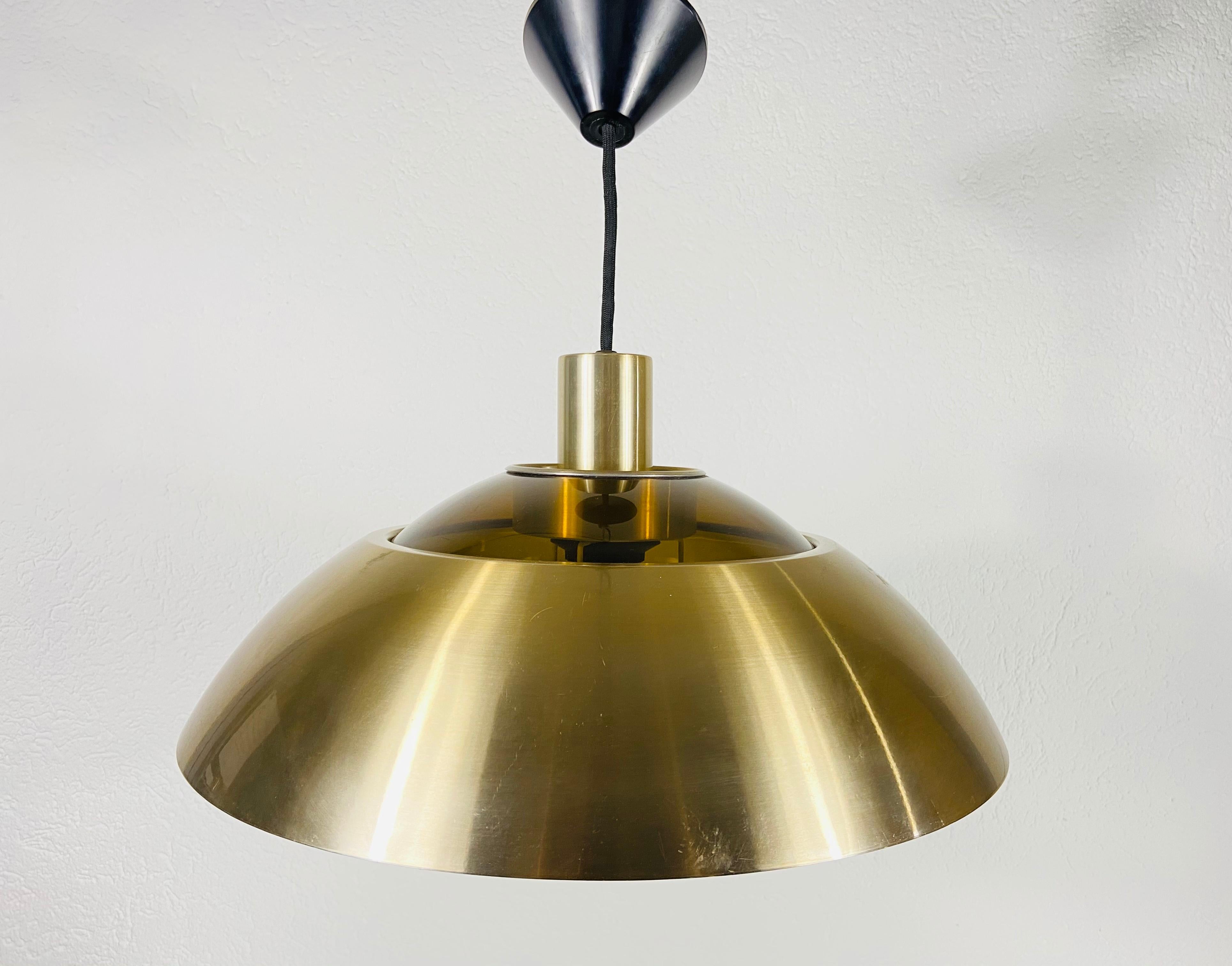 Danish Pendant Lamp, 1960s In Good Condition For Sale In Hagenbach, DE